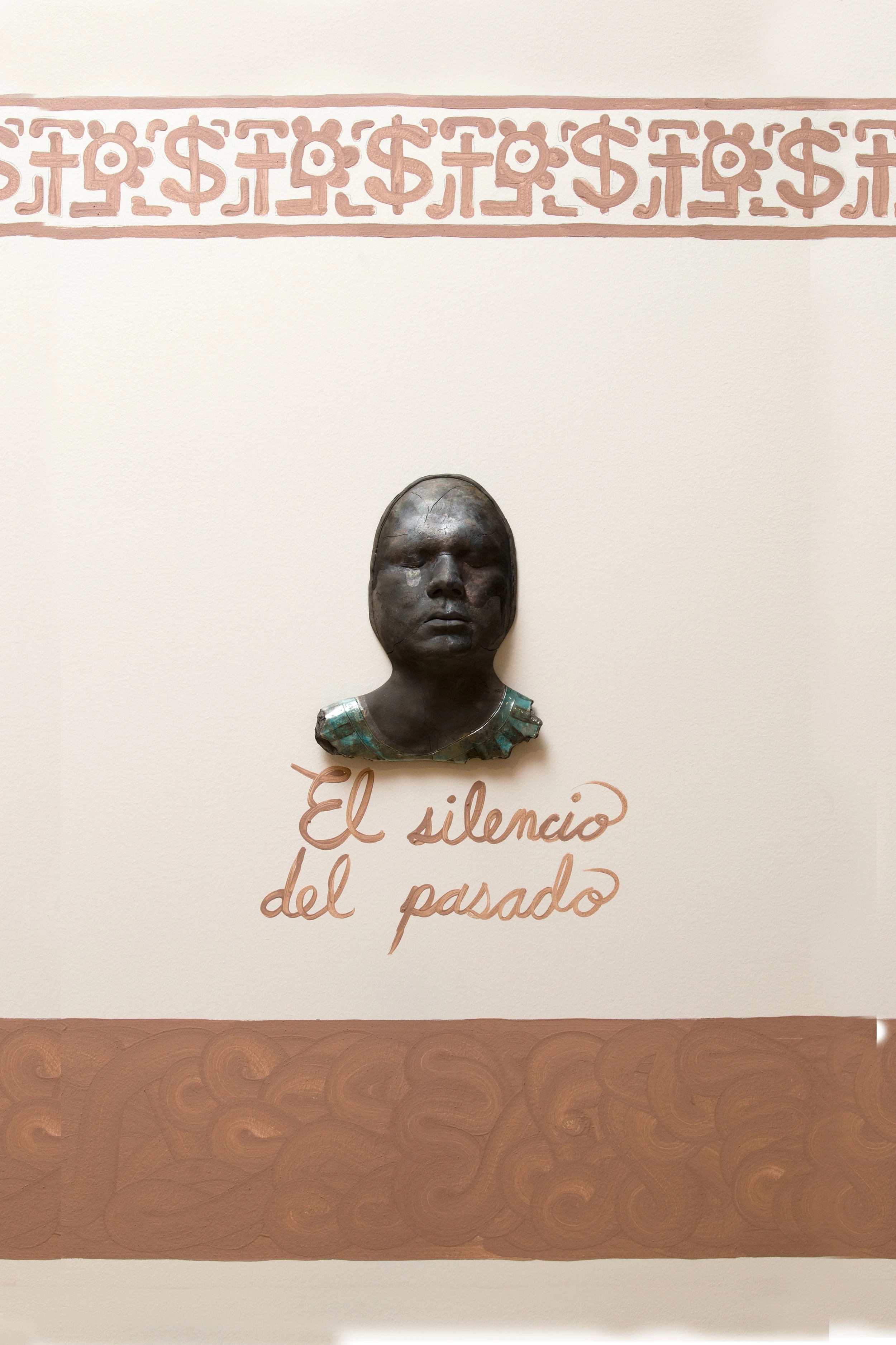 The Silent of the Past/El silencio del pasado
