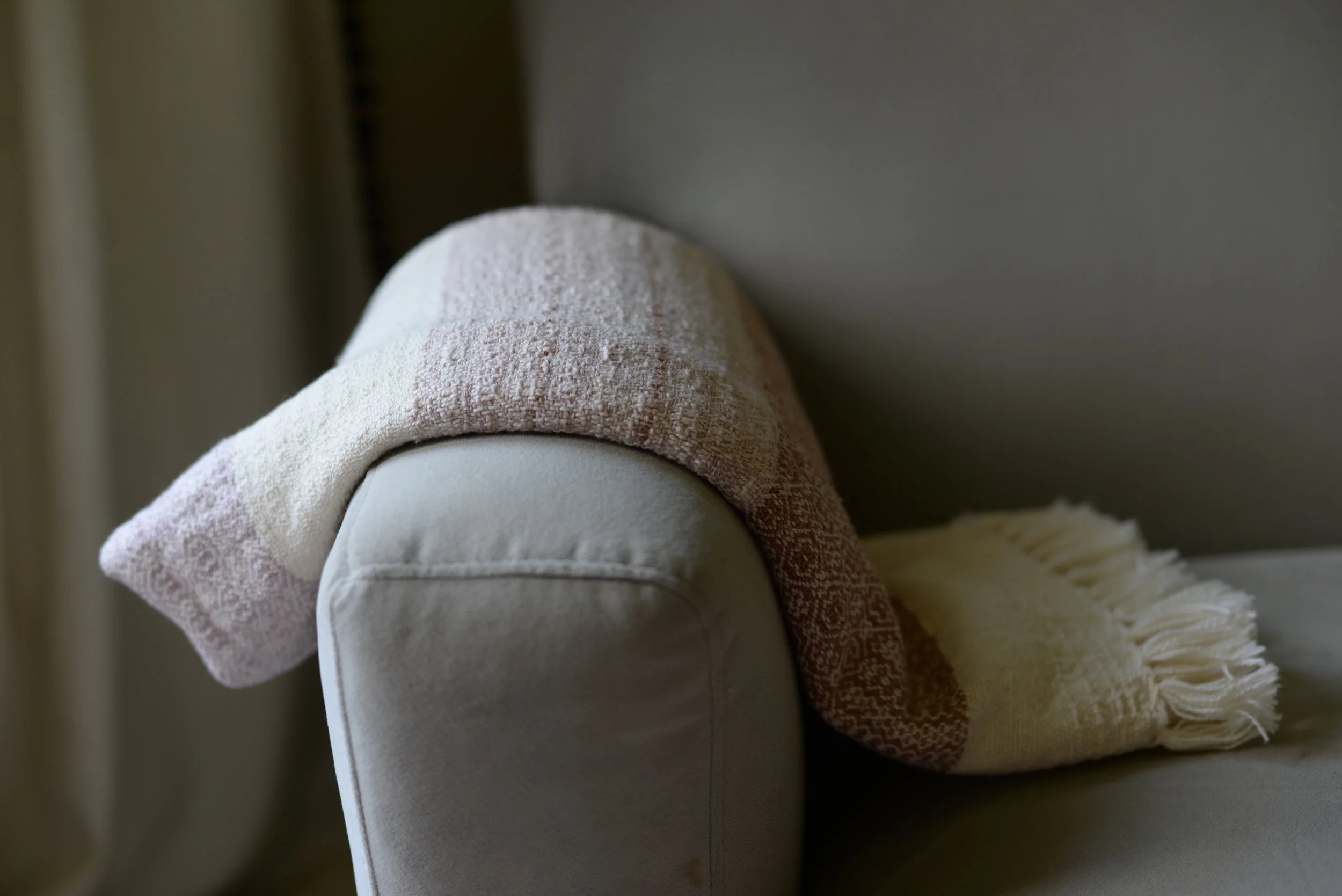 handwoven_baby_blanket_pink.jpg