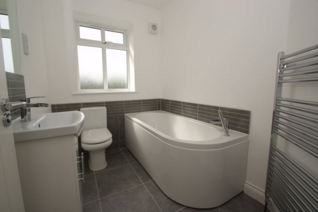 bathroom4.jpg