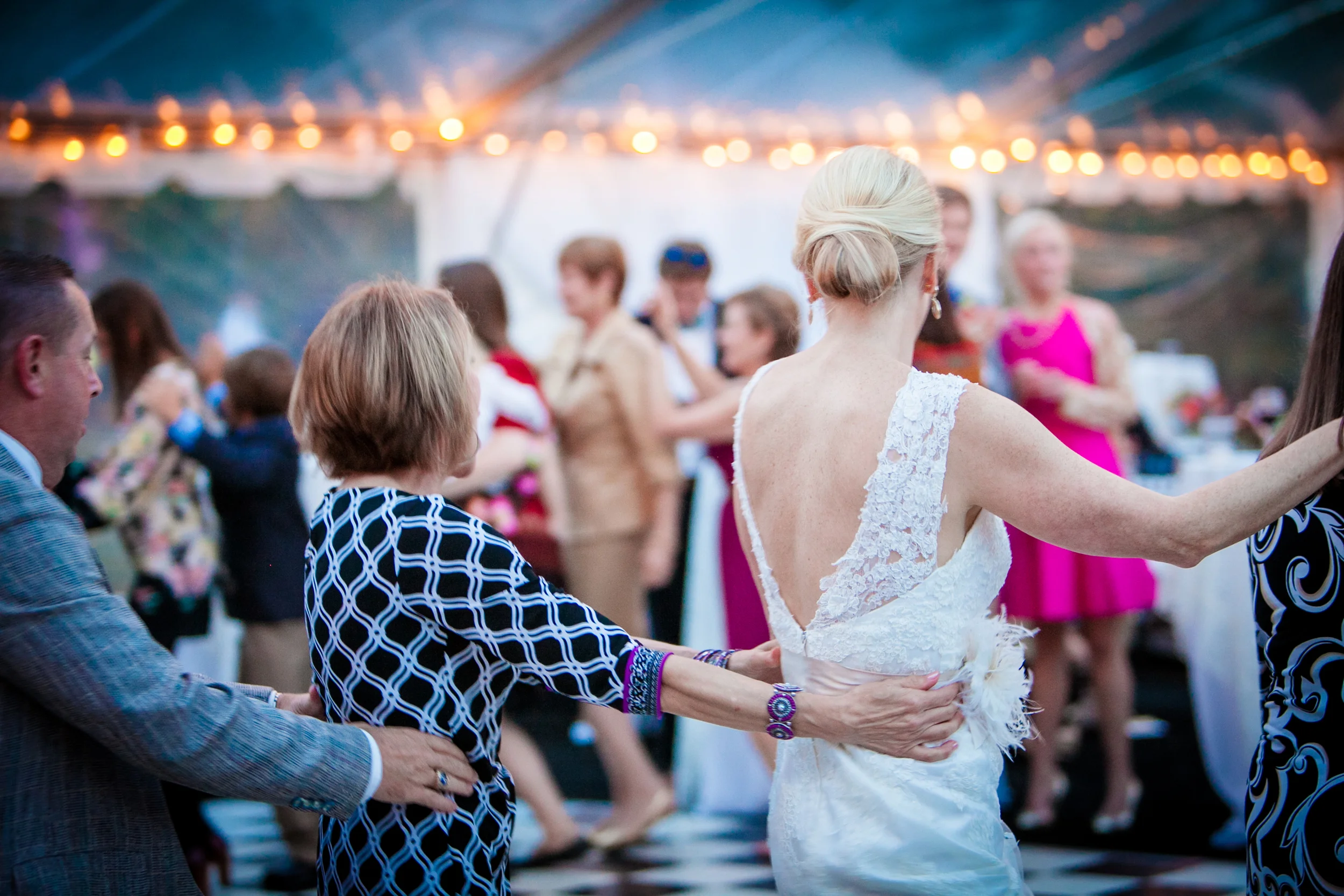 Dance train