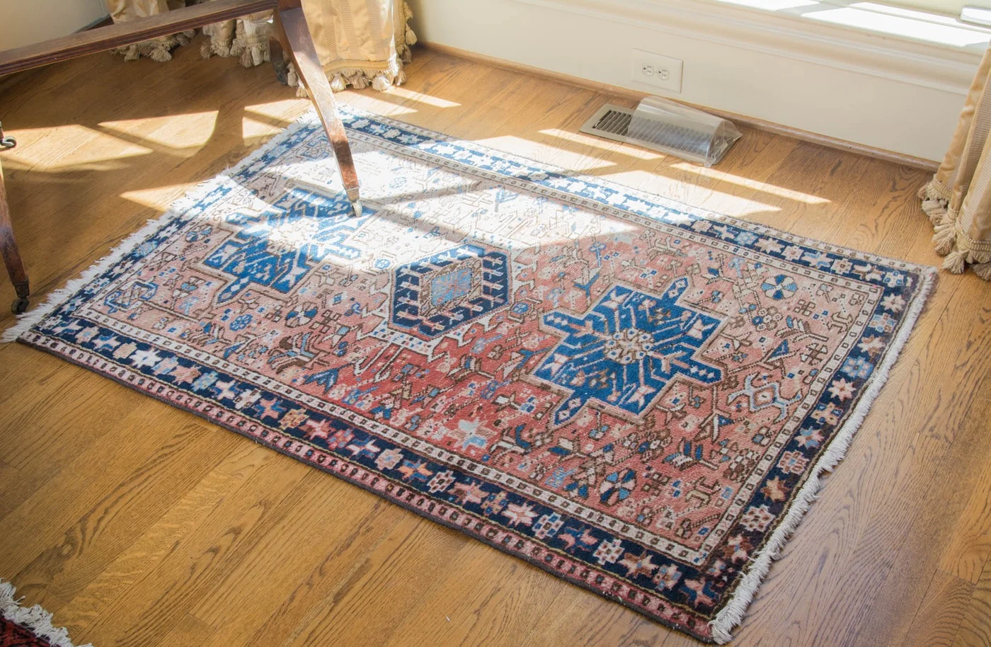 Handmade Persian Area Rug