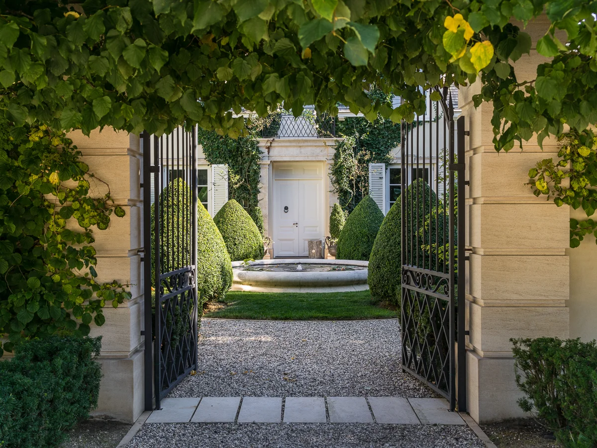 East Hampton Garden for Devore Associates