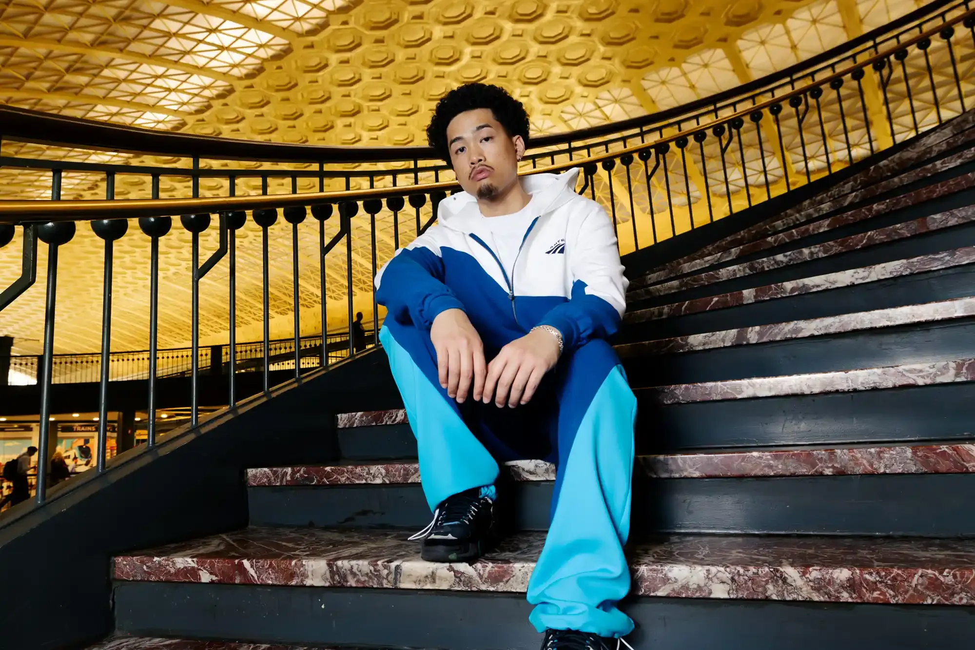 amtrak-sweat-suit-013026-1-ccda03b93c0144058273b25fa23effa3.webp