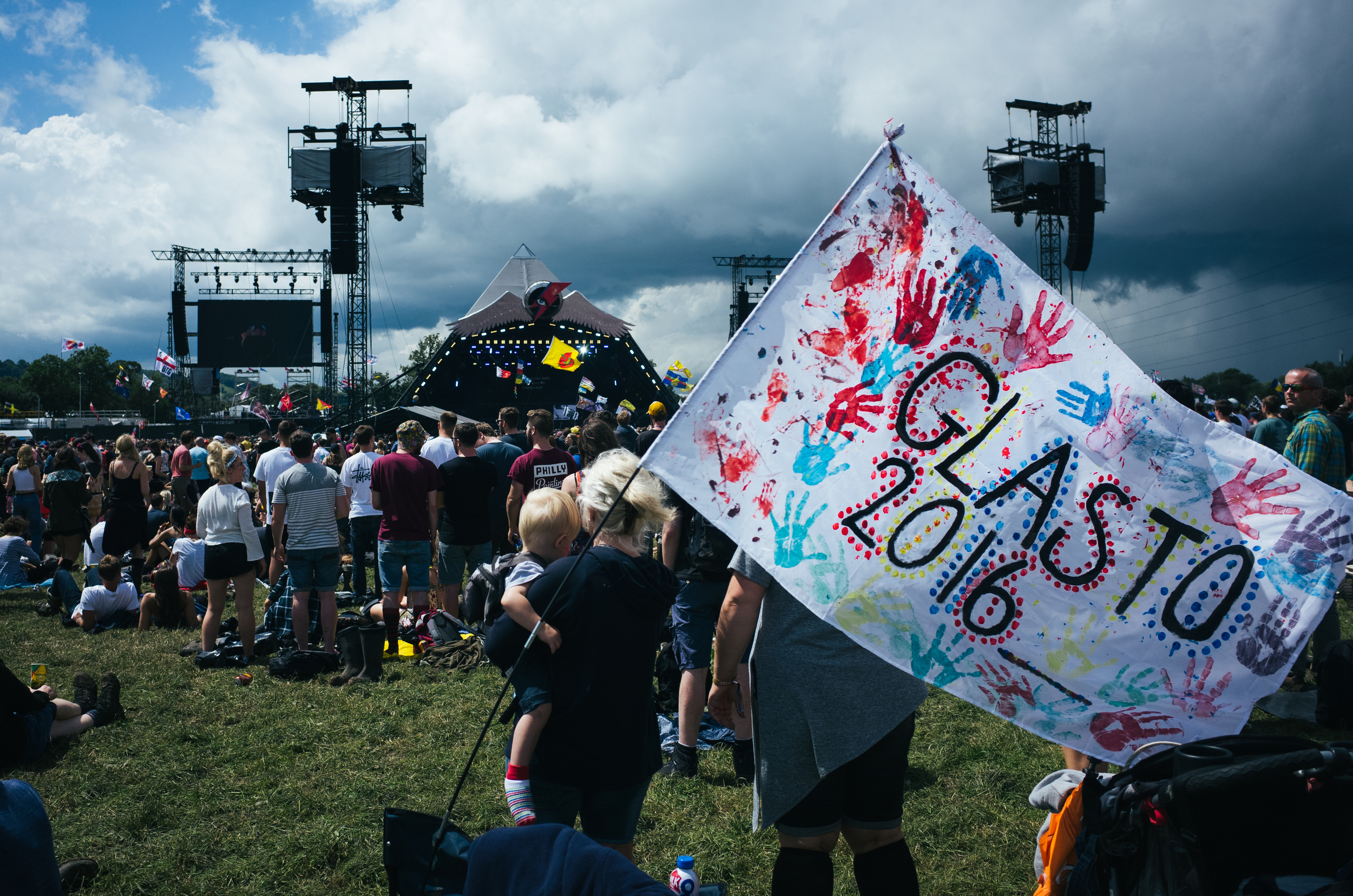 Pyramid Stage - Clifford Darby 2016