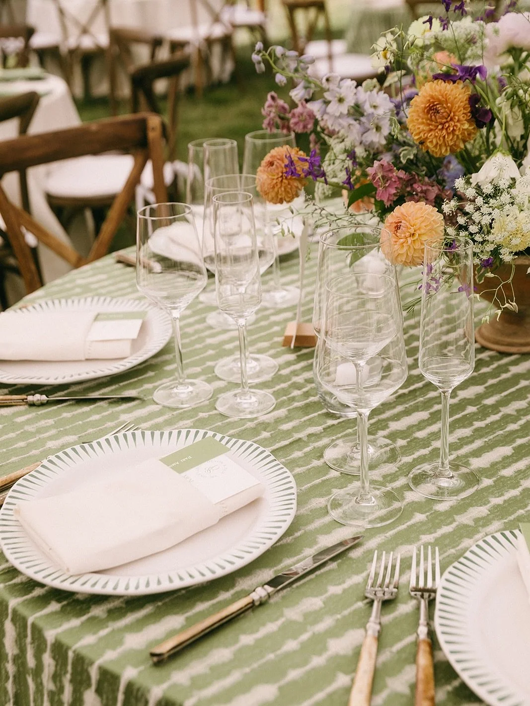 Snapshots from House Island ✨ 

@maineharborclub 
@landfalldesigns 
@emilydelamater 
@novaefilmandphoto 
@griffingriffinlighting
@hudsonhorns 
@thestudioatelierbyltd 
@heartwoodessentials 
@littleivypapergoods 
@stradleydavidson 
@nuagedesignsinc 
@5