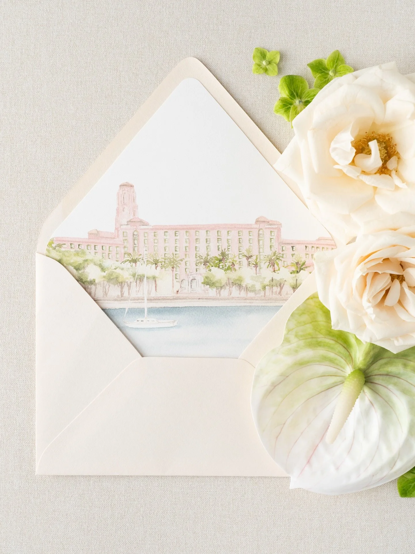When in doubt, always choose the envelope liner ✨

#watercolorenvelopeliner #envelopeliner #watercolorvenue #floridawedding #thevinoy #vinoywedding 

Photo and styling @peterson.design.photo