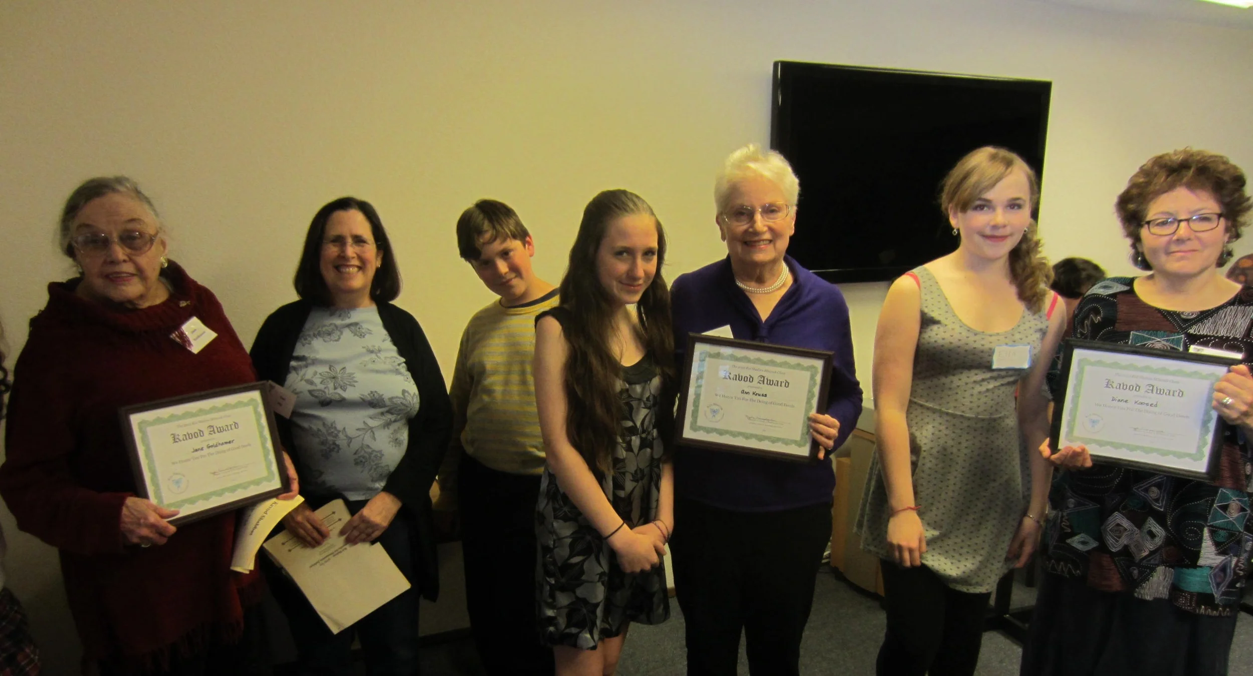 Kavod ("Honor" awardees for community service 2012