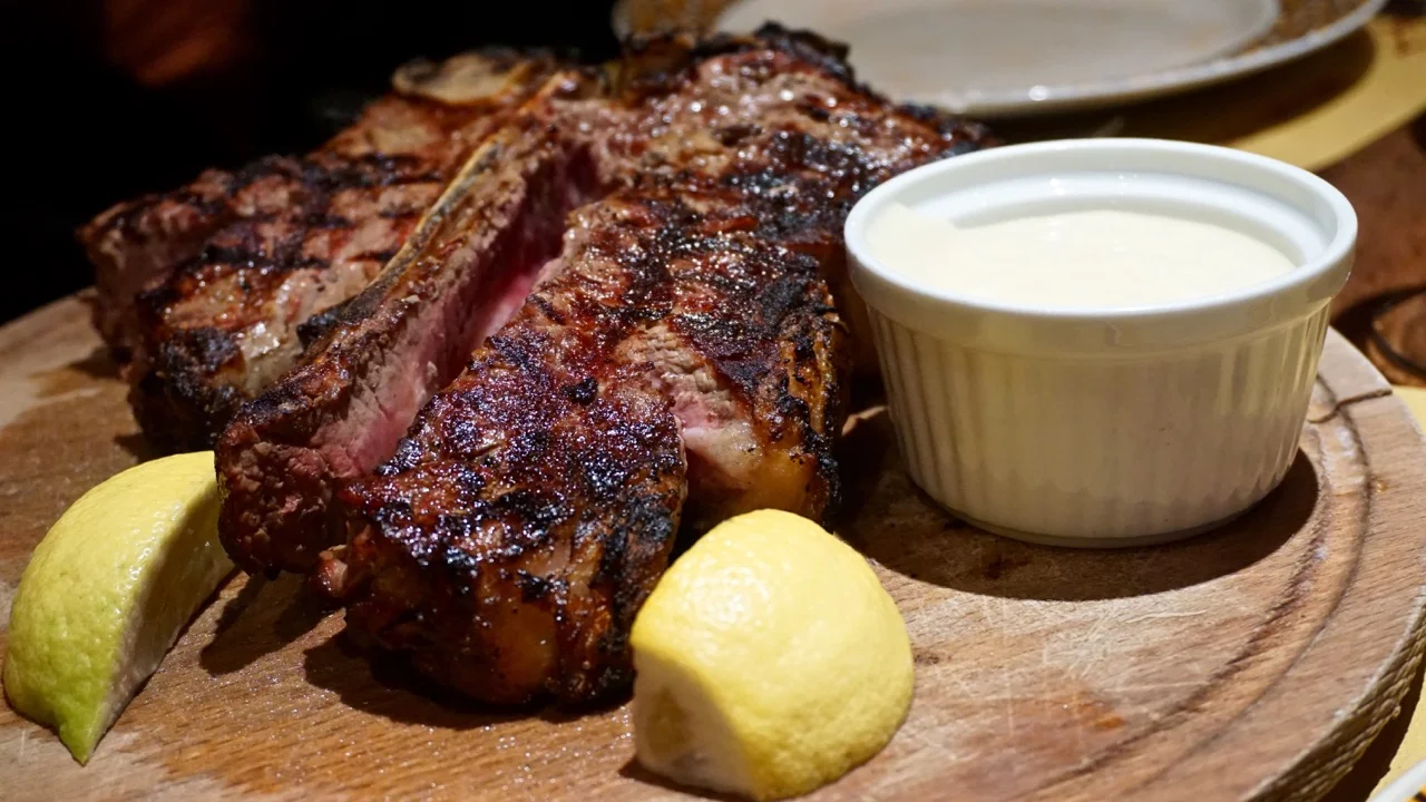 The Biggest Steak I've ever had (Overseas)