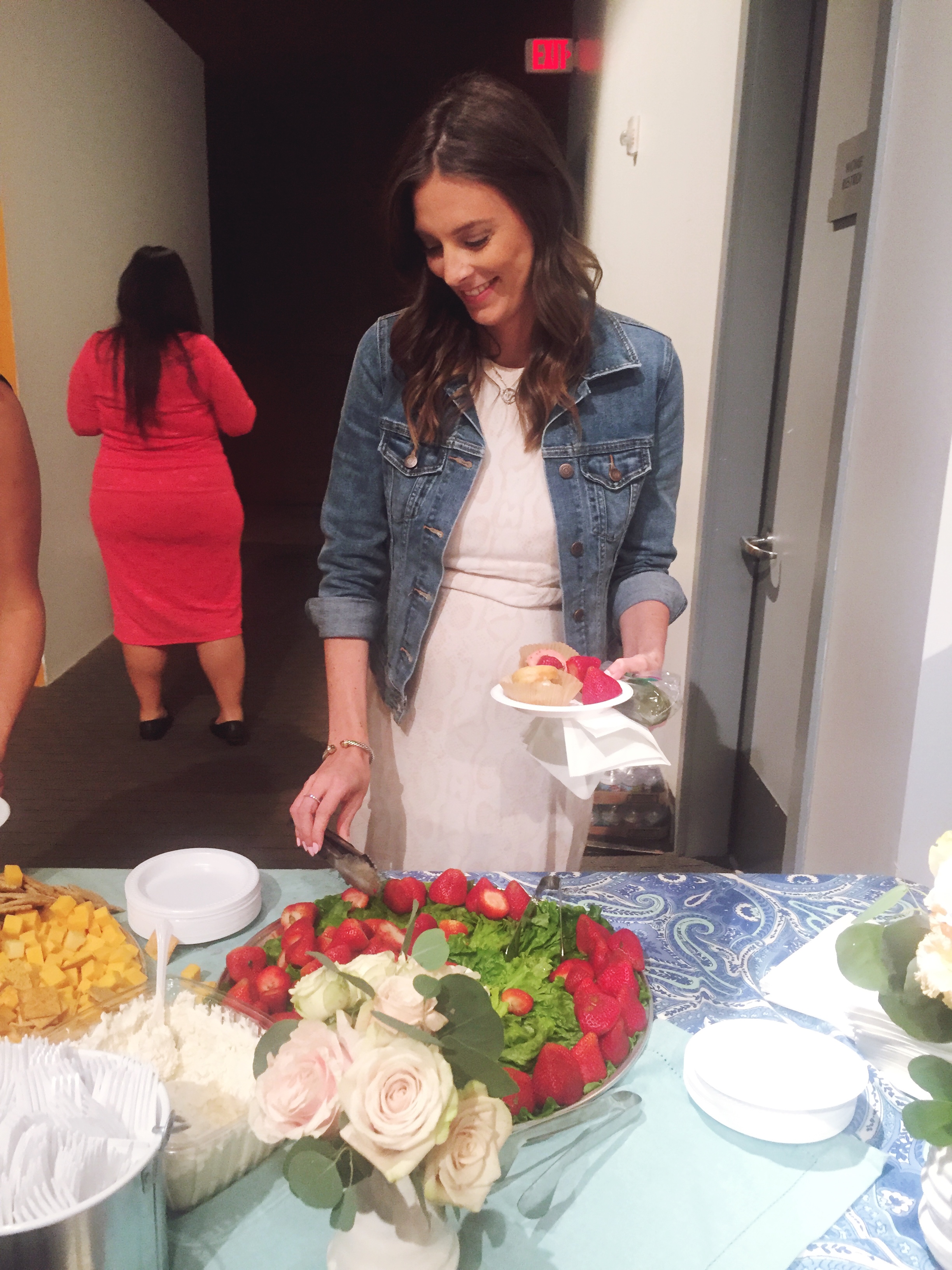 This is the only show where they allow the audience members to get up and use the restroom during taping AND have food. You bet I took advantage of the food! :) 
