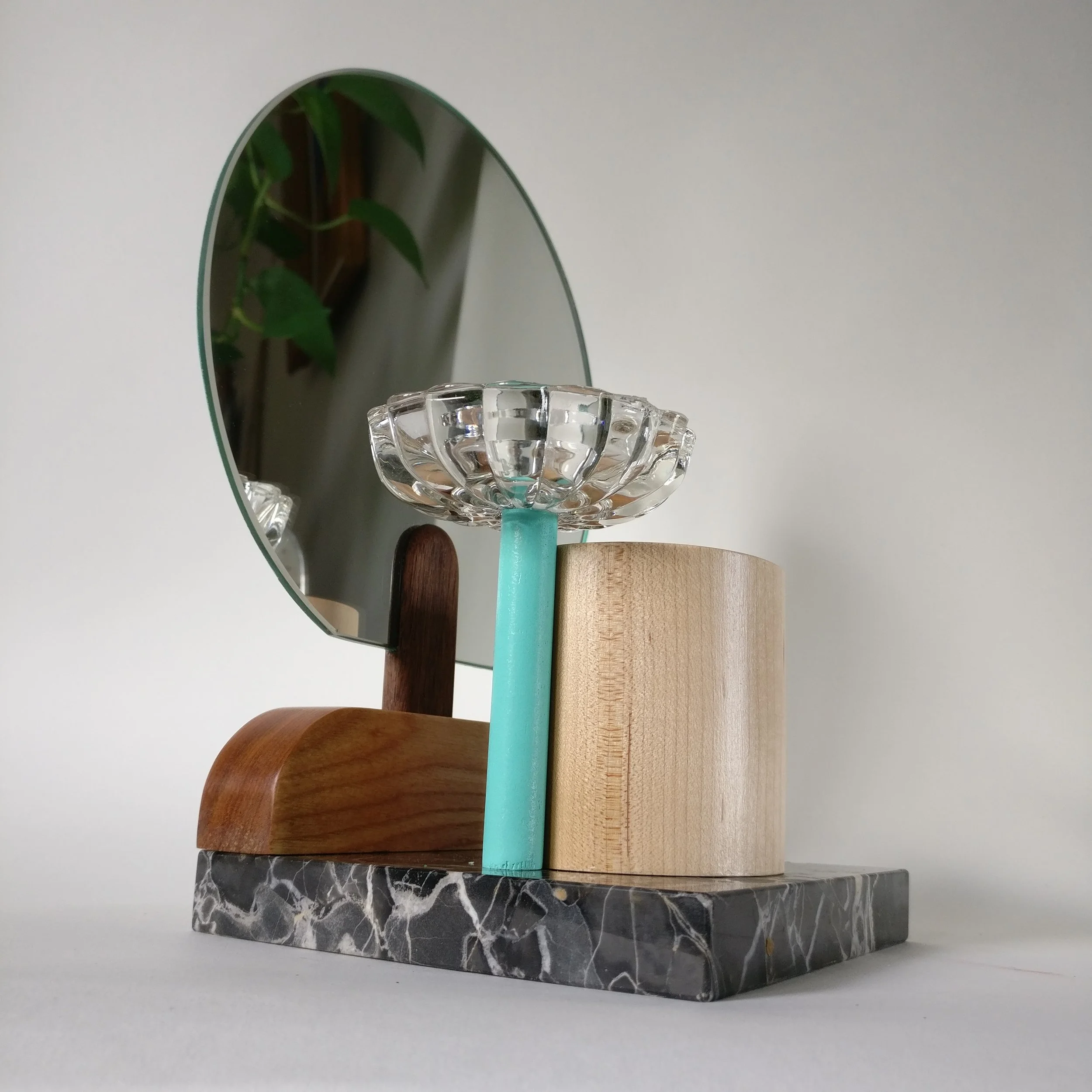 Jewelrt box, totem, wood, design, projet eight eight, projet huit huit, Myriam Rigaud, designer, memphis, geometric, Vanity green