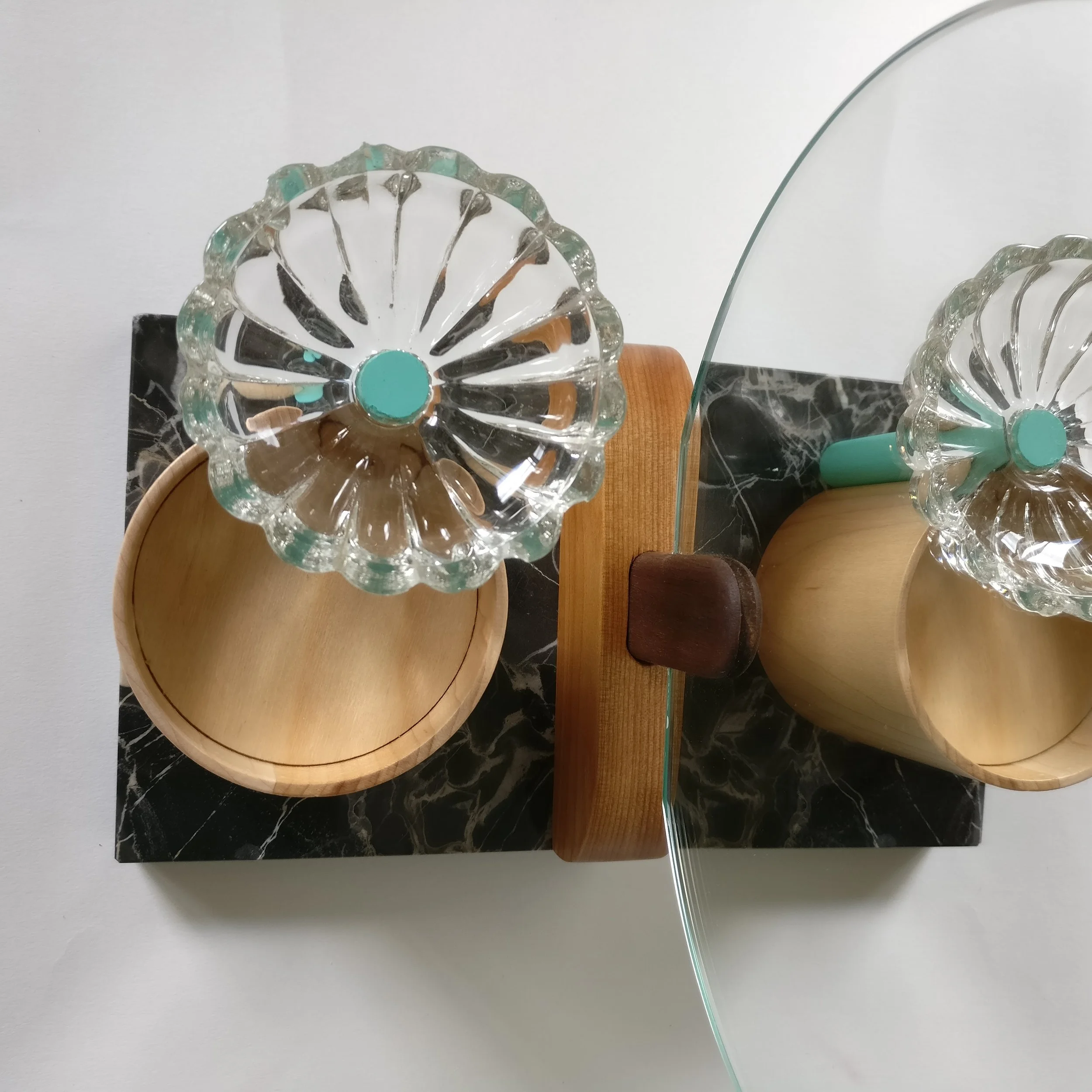 Jewelrt box, totem, wood, design, projet eight eight, projet huit huit, Myriam Rigaud, designer, memphis, geometric, Vanity green
