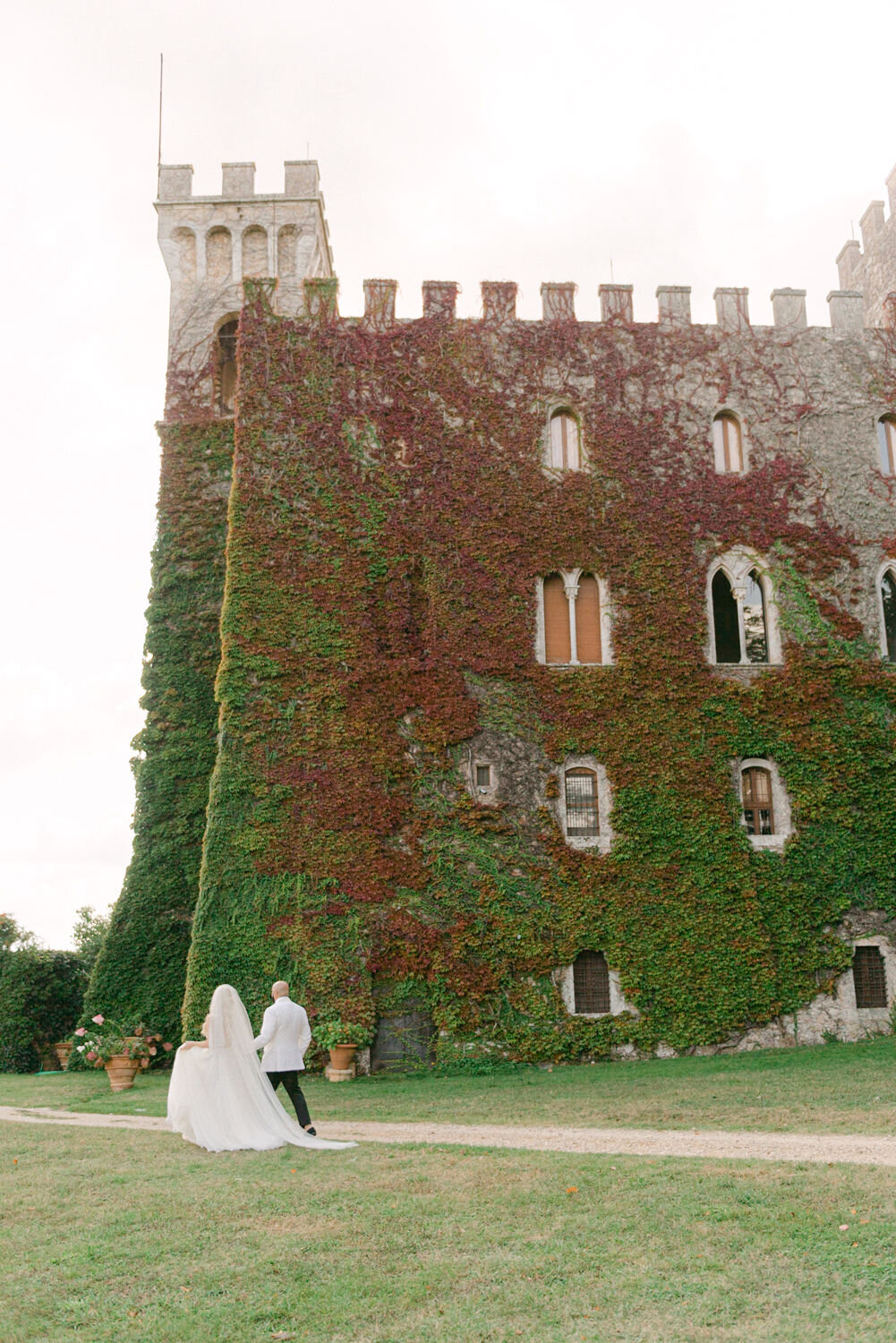 lace-and-luce-castello-di-celsa-63.jpg