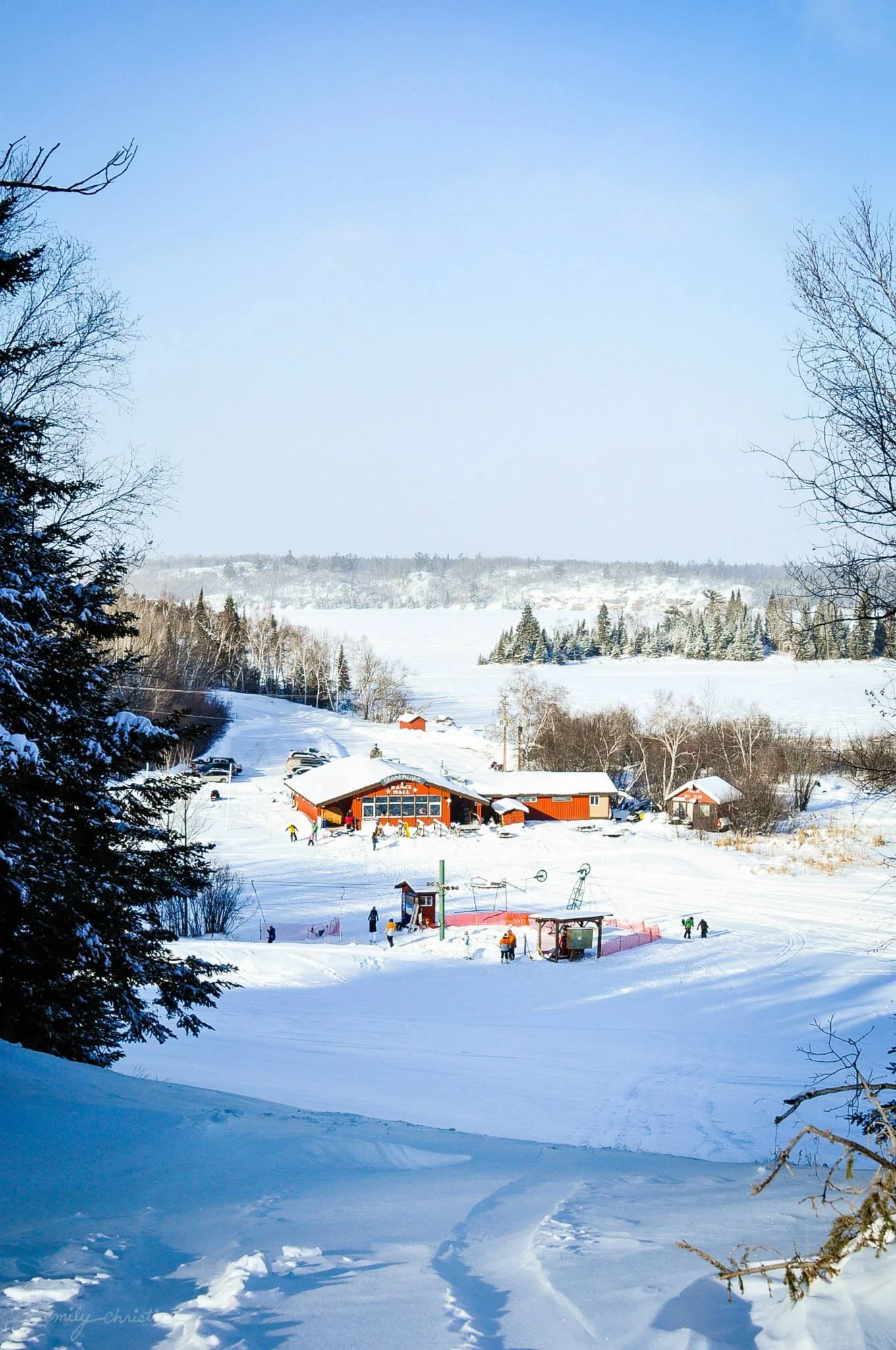 chalet_image.jpg