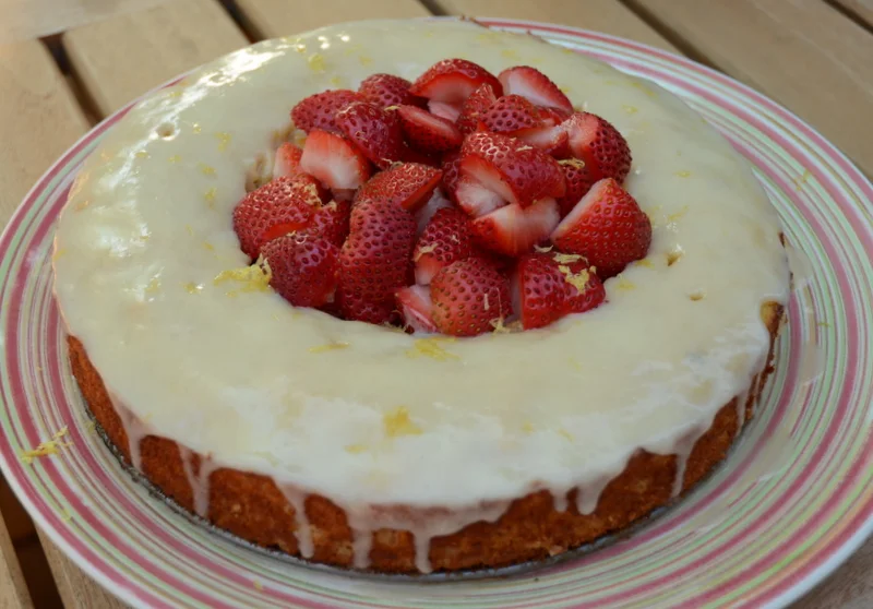 Almond Cake with Lemon and Crème Fraîche Glaze