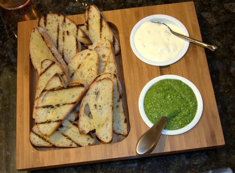 Grilled Bread with Thyme Pesto
