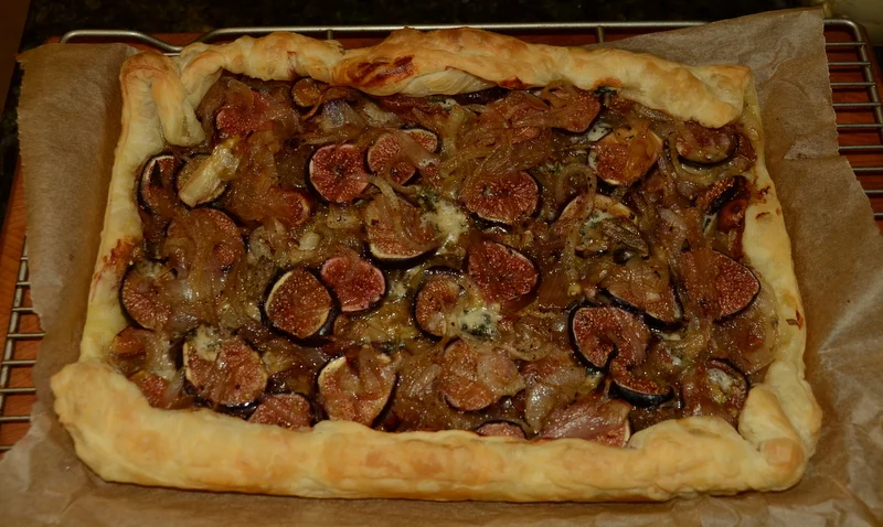 Fig and Caramelized Onion Tart
