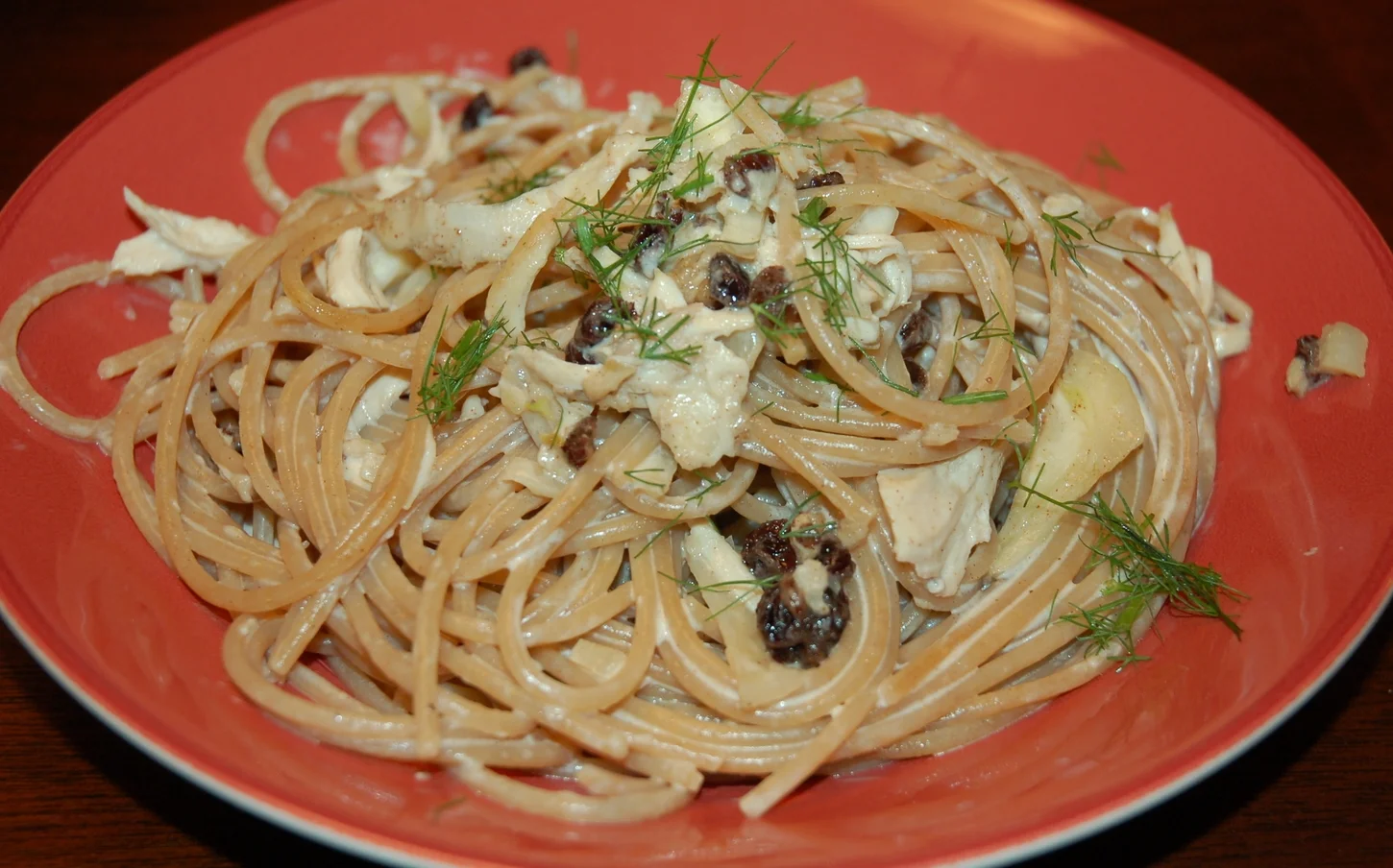Whole Wheat Spaghetti with Chicken, Fennel, Currants and Mascarpone