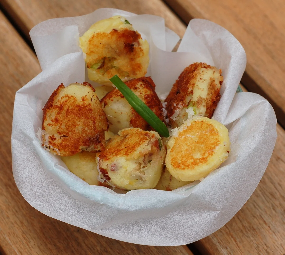 Cheesy Mashed Potato Puffs