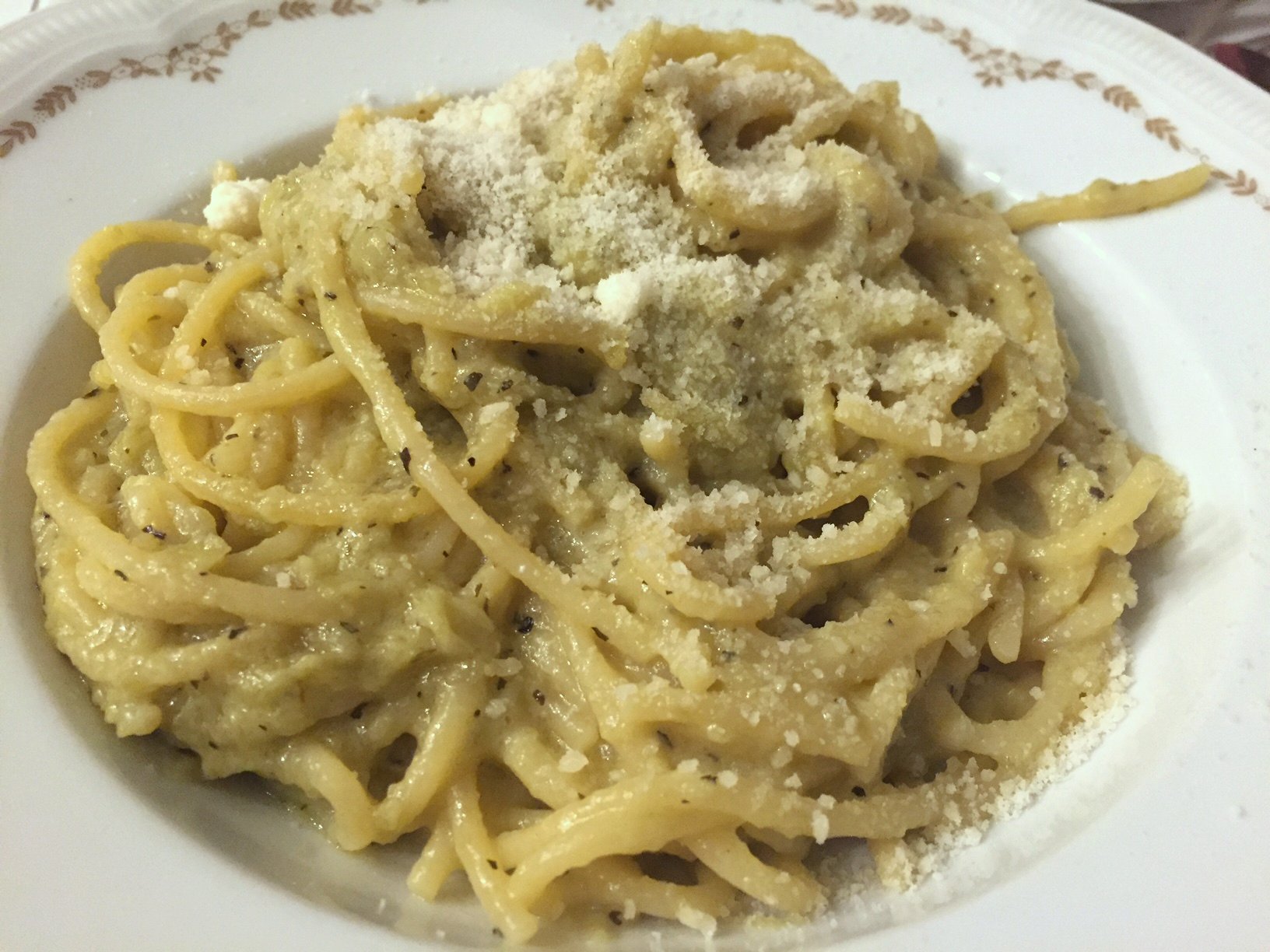 Spghetti with artichoke cream and mint. Bellissima! My dinner tonight.