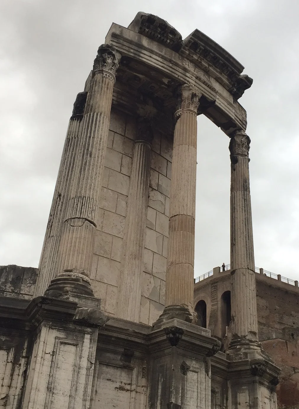 the remains of the Temple of Vesta, on the Forum (also where, PS, the freaking vestal virgins kept the flame alive. I do believe being a vestal virgin guaranteed women a better life than they'd have had otherwise, BUT being a vestal virgin couldn't …