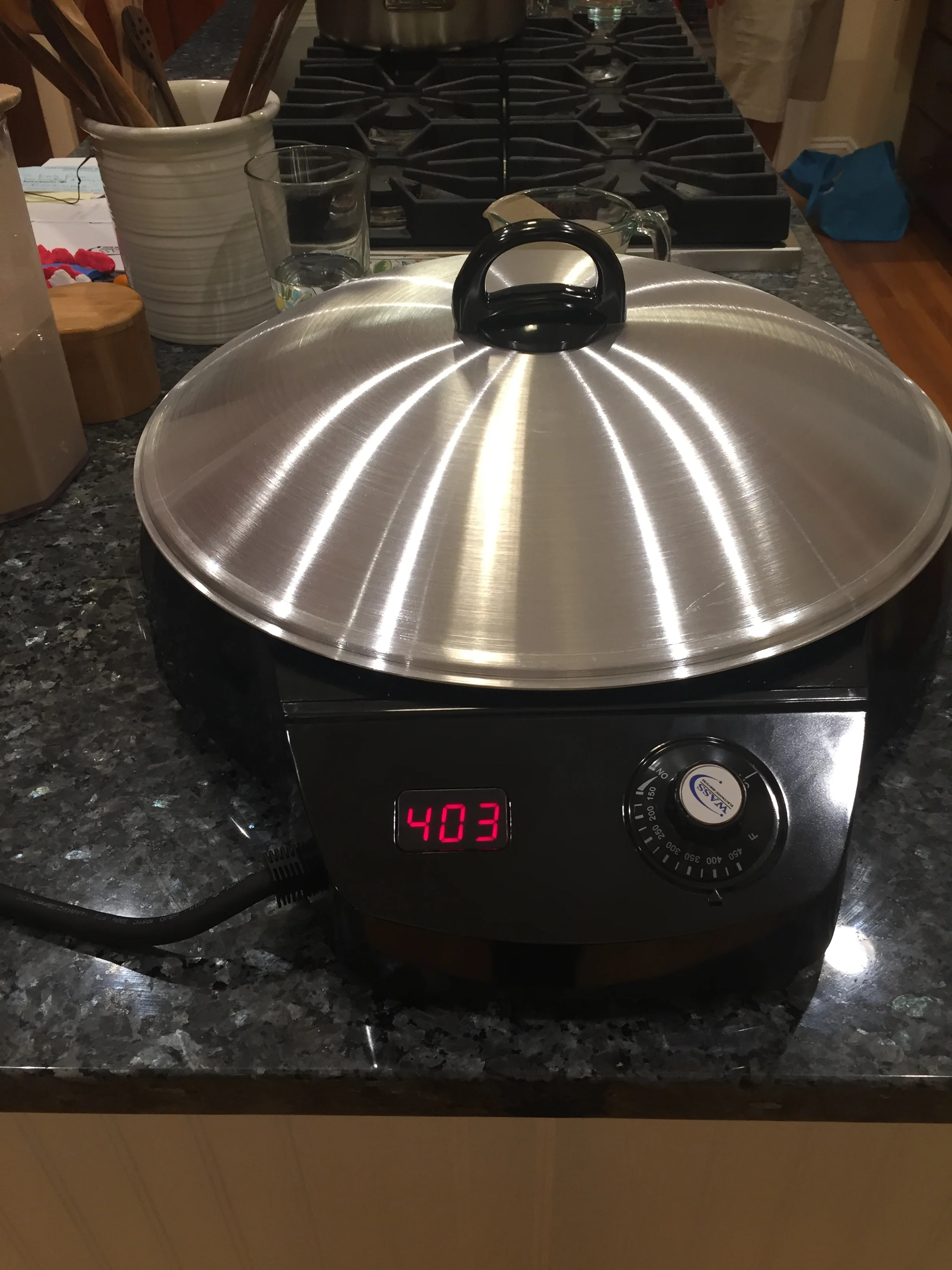Mitad heating and with lid