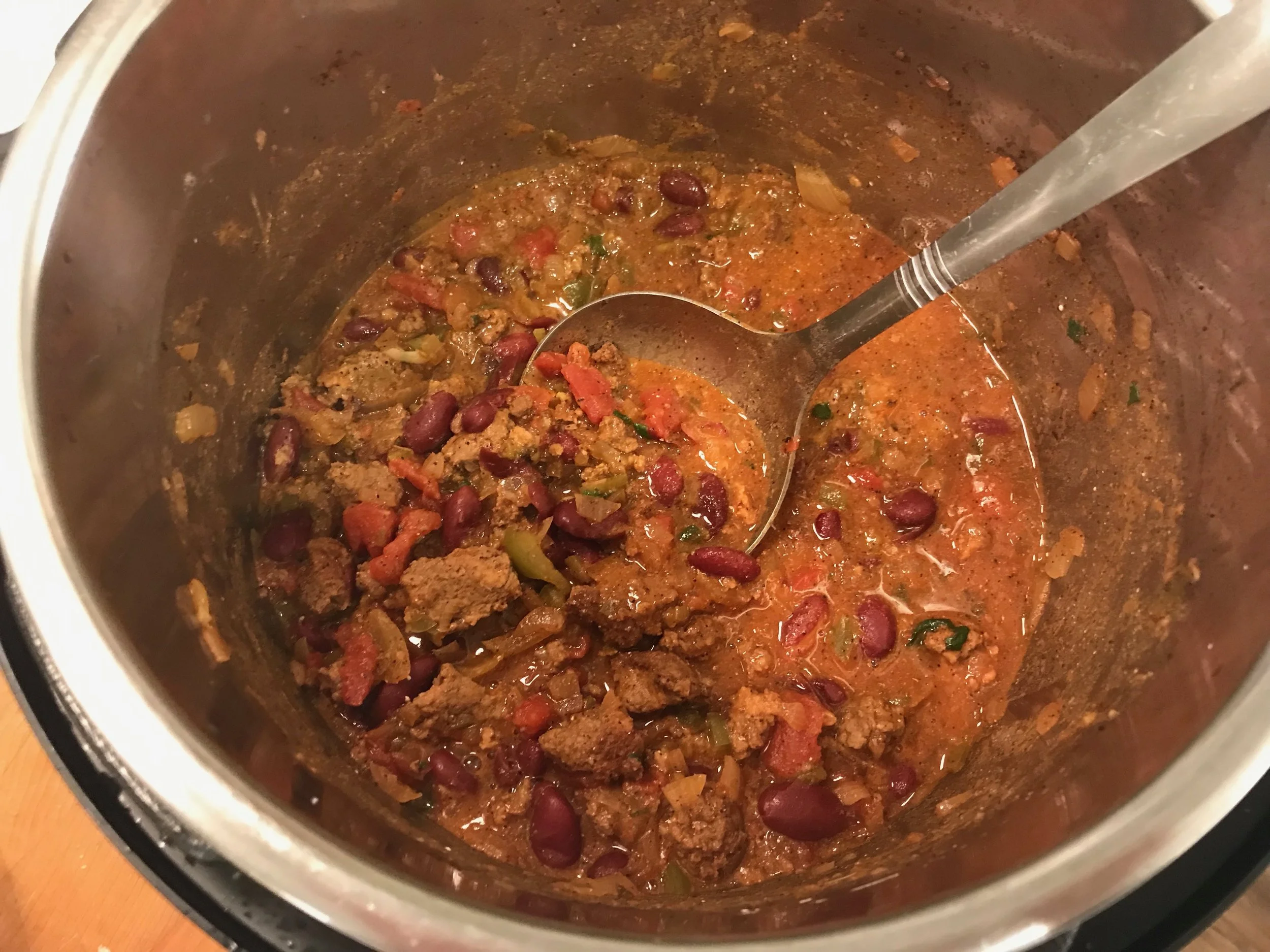 easy weeknight chili, unadorned