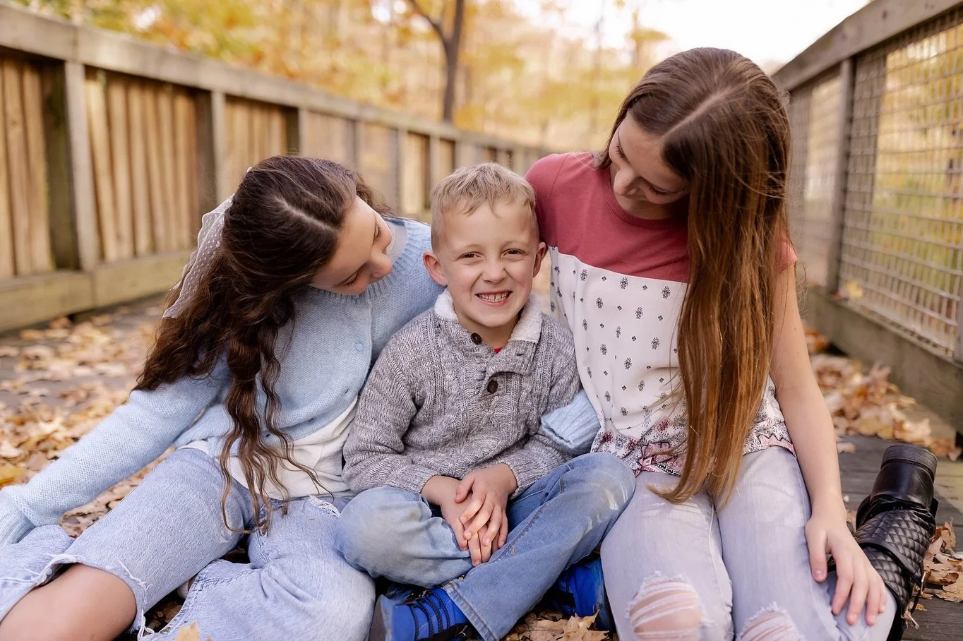 Max and his girls ❤️