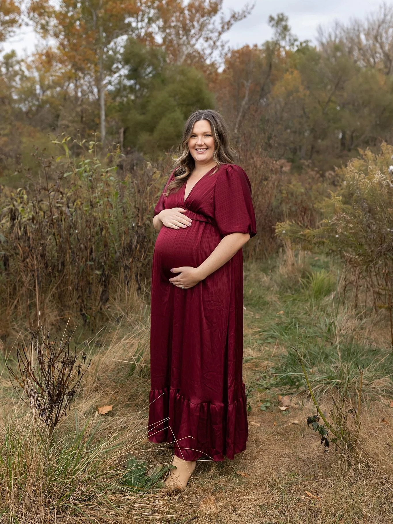 Two things are different about this photo today vs October - warm fall temps and a baby still in the womb 😊 Sharing more of baby Grant this week!