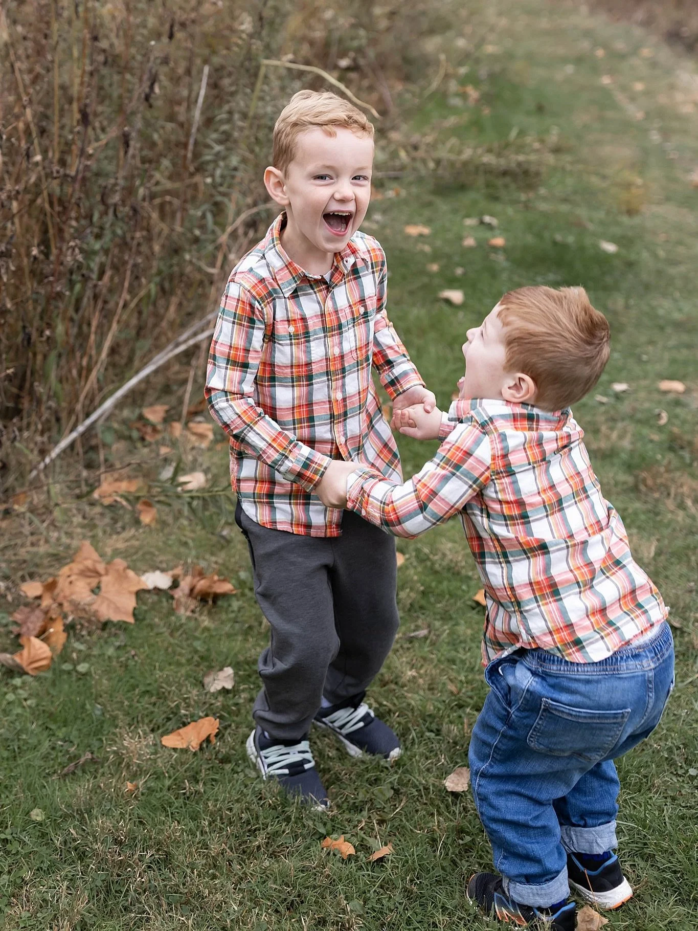 Obsessed with the fact that there are 3 Storm boys and 3 hair colors 😍