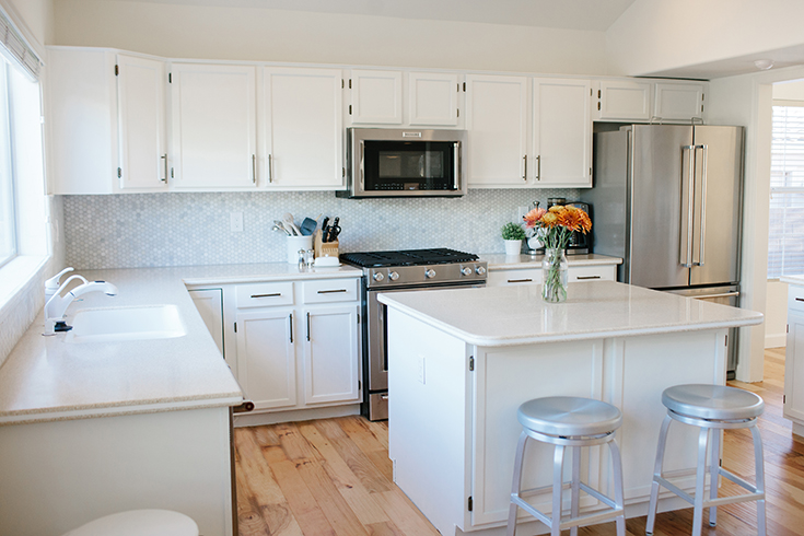 SUBURBAN KITCHEN TRANSFORMATION — AVE Styles