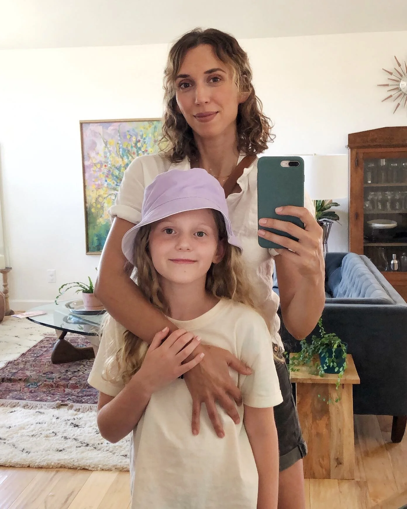 QUESTIONS TO ASK BEFORE INTRODUCING YOUR KIDS:
1. Is this someone I can see myself with long-term?
2. Does my partner understand that I am always a parent first?
3. Does the person I am dating want to stay in the same location and understand my custo