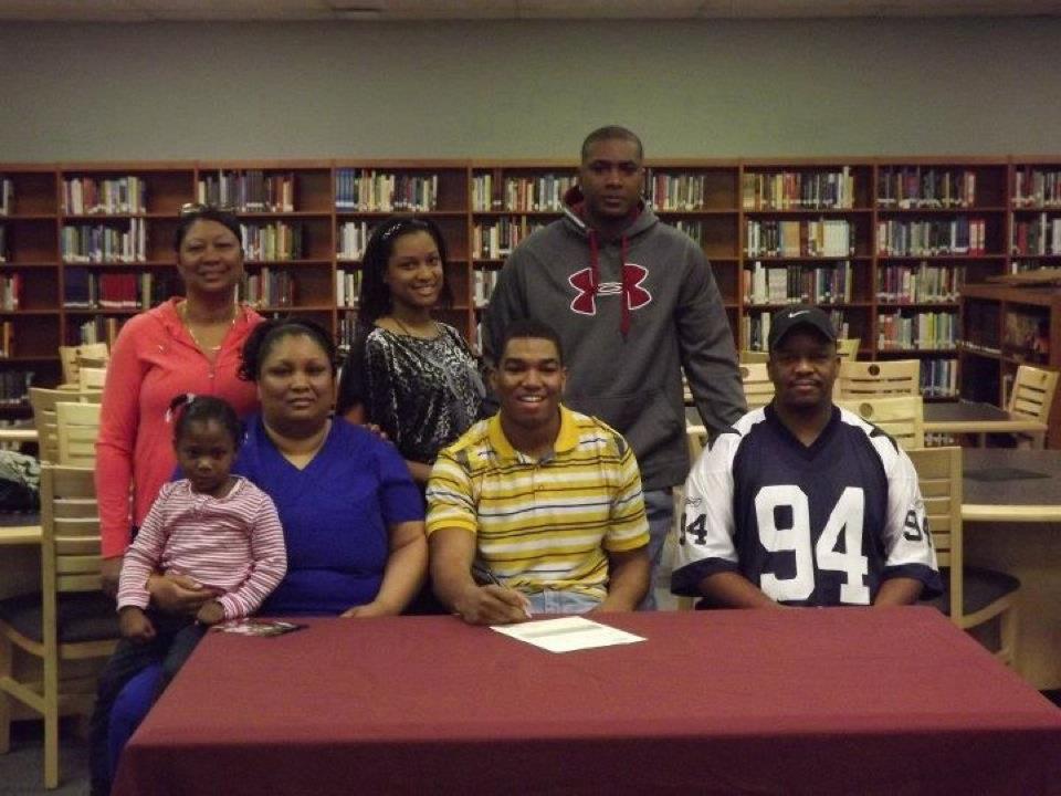 Rickey Hatley Signing Day.jpg