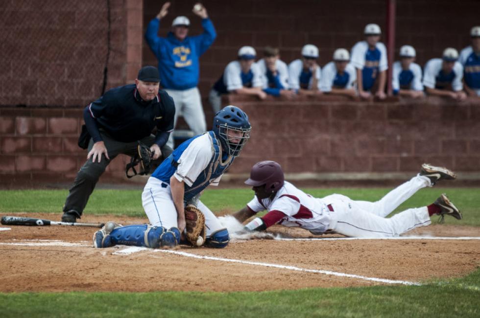 051414_AHSbaseball1.jpg