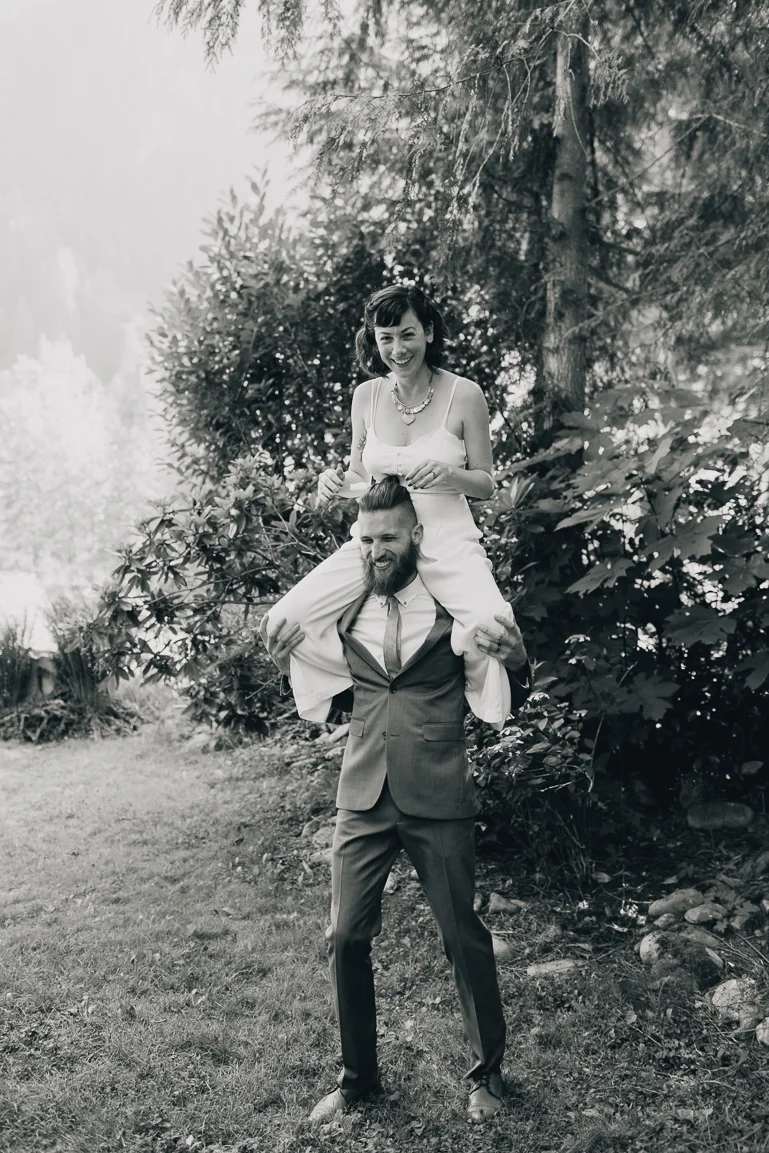 skyomish-river-elopement-photos-kristawelch-0015-1.jpg