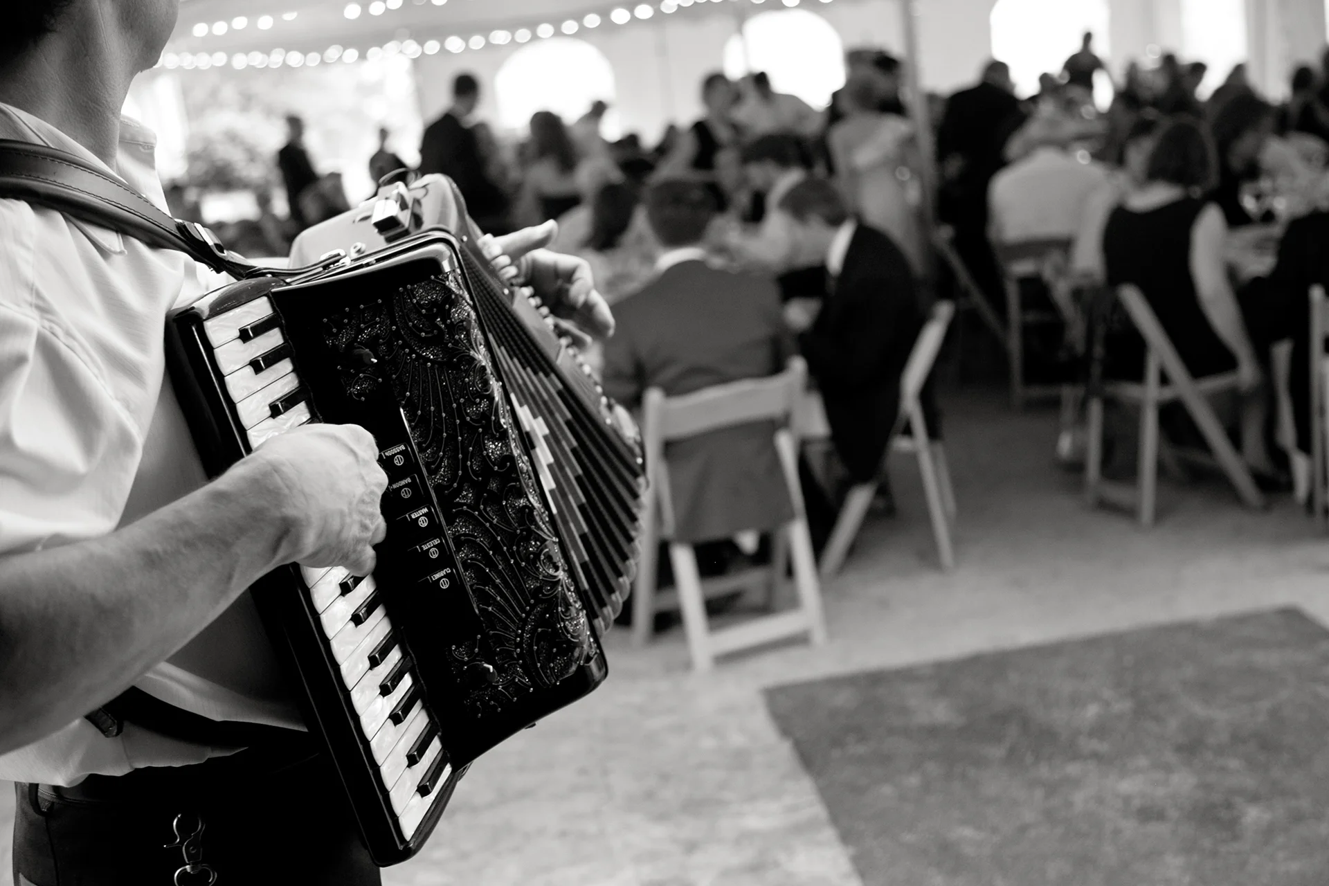 LaceHanky_SpringWeddings_019.jpg