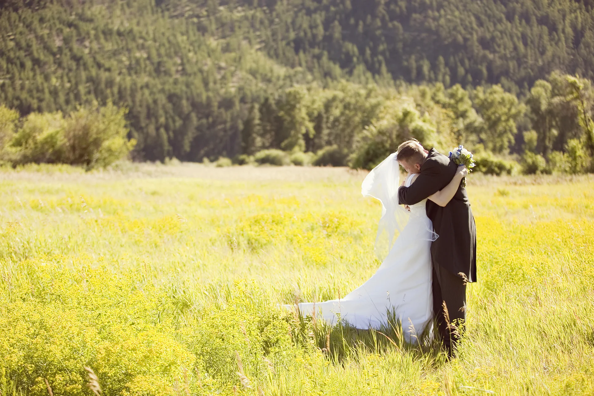 LaceHanky_MountianWeddings_055.jpg