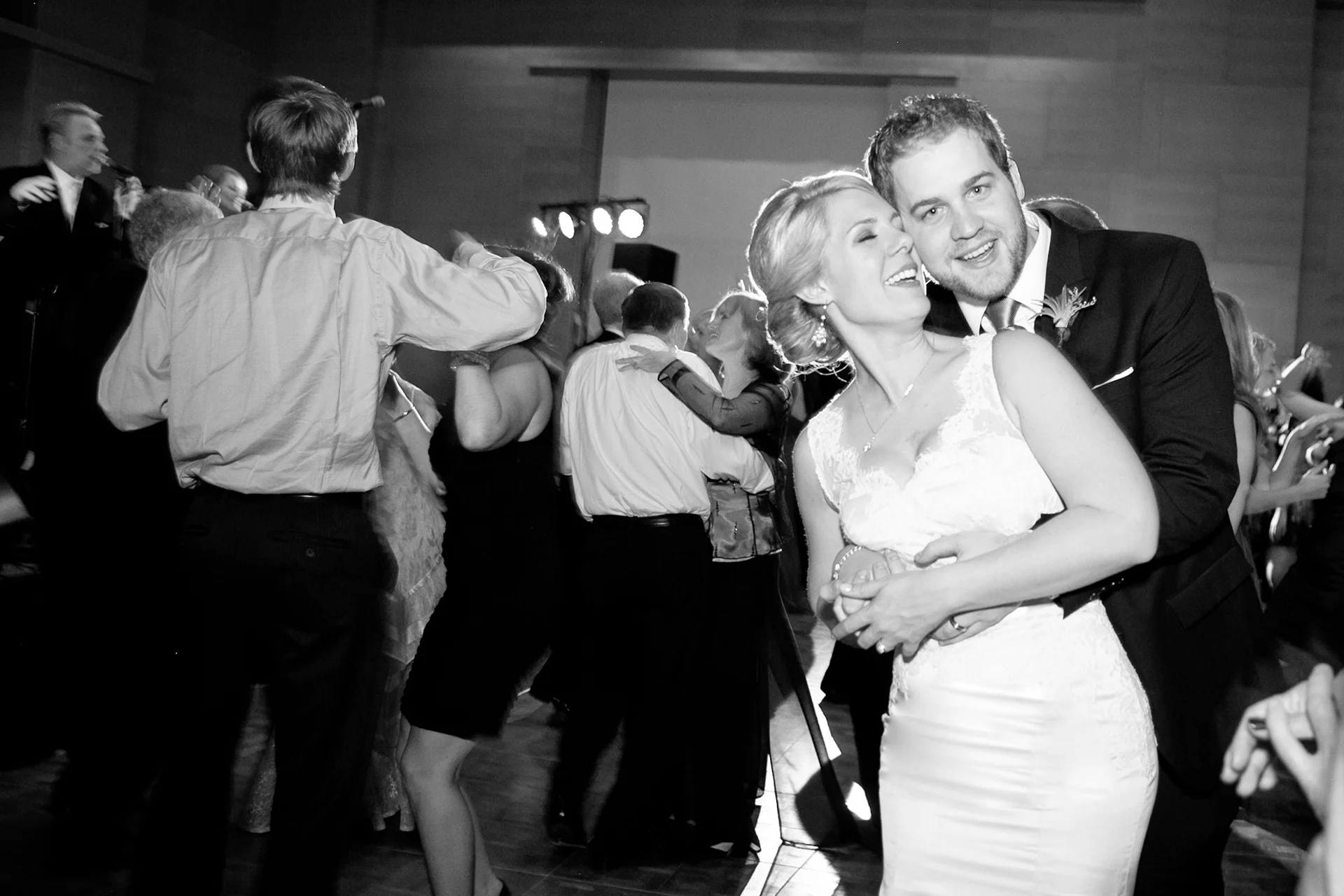 LaceHanky_Fall_Wedding_3.jpg