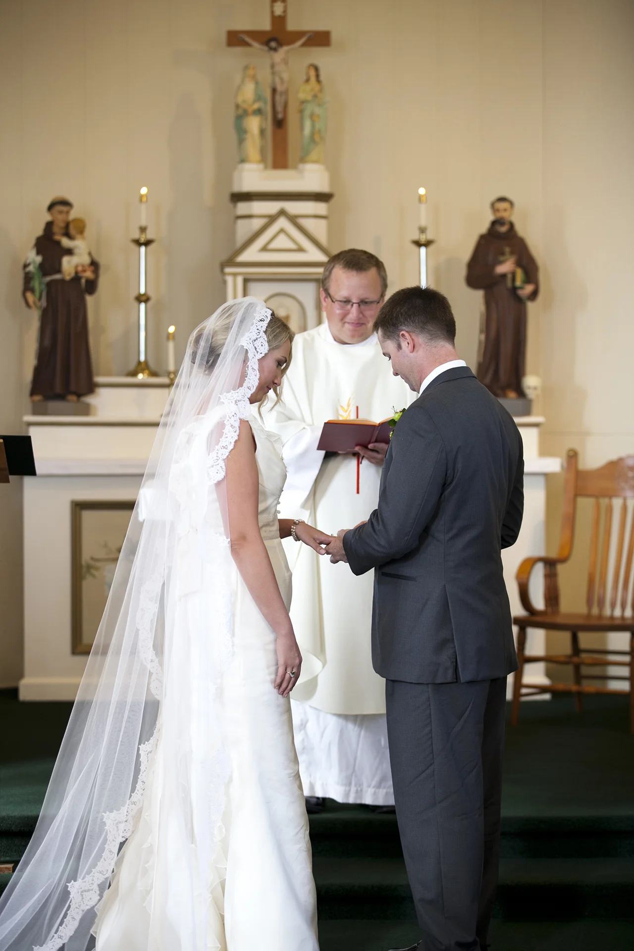 LaceHanky_BeachWeddings_020.jpg