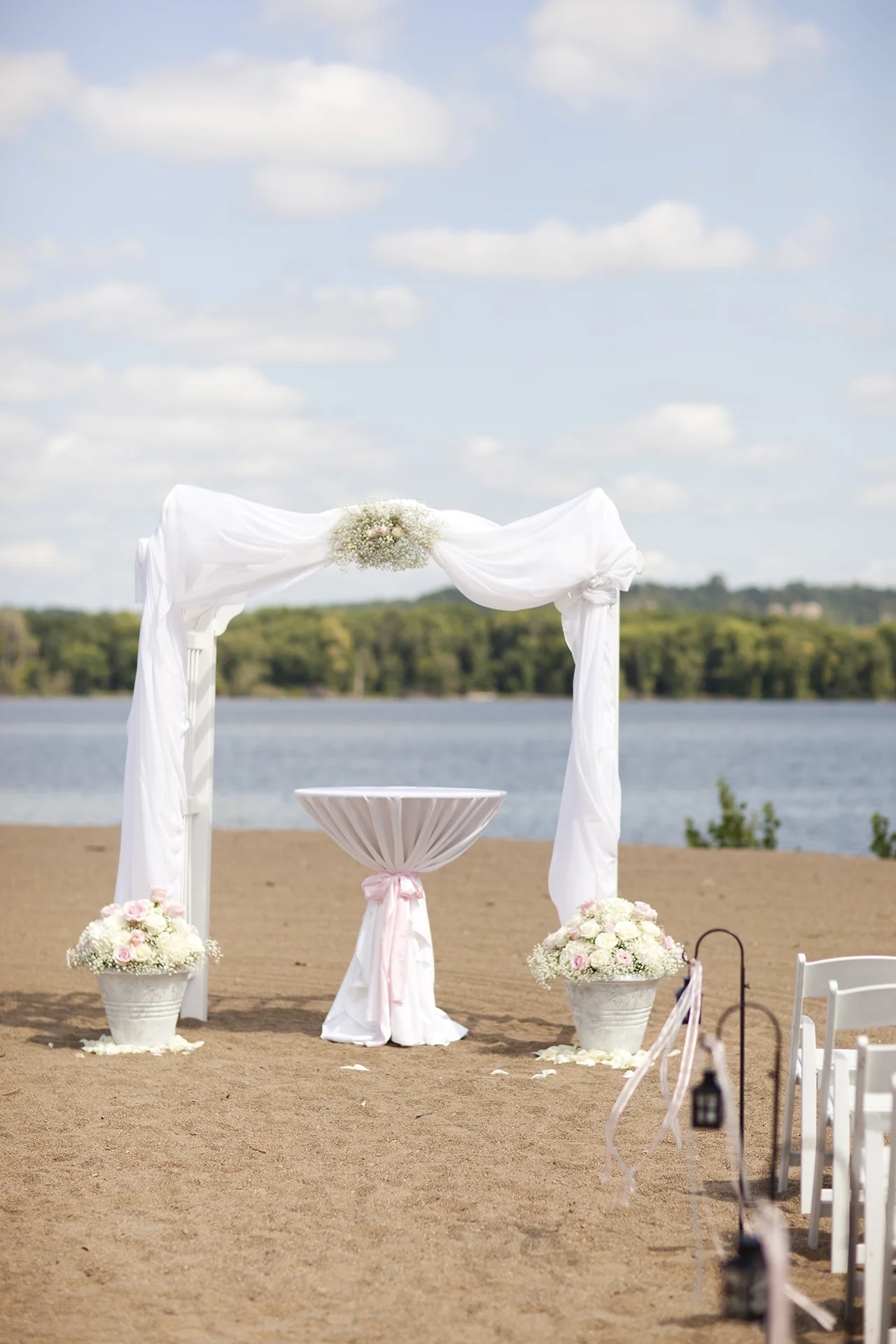 LaceHanky_BeachWeddings_105.jpg
