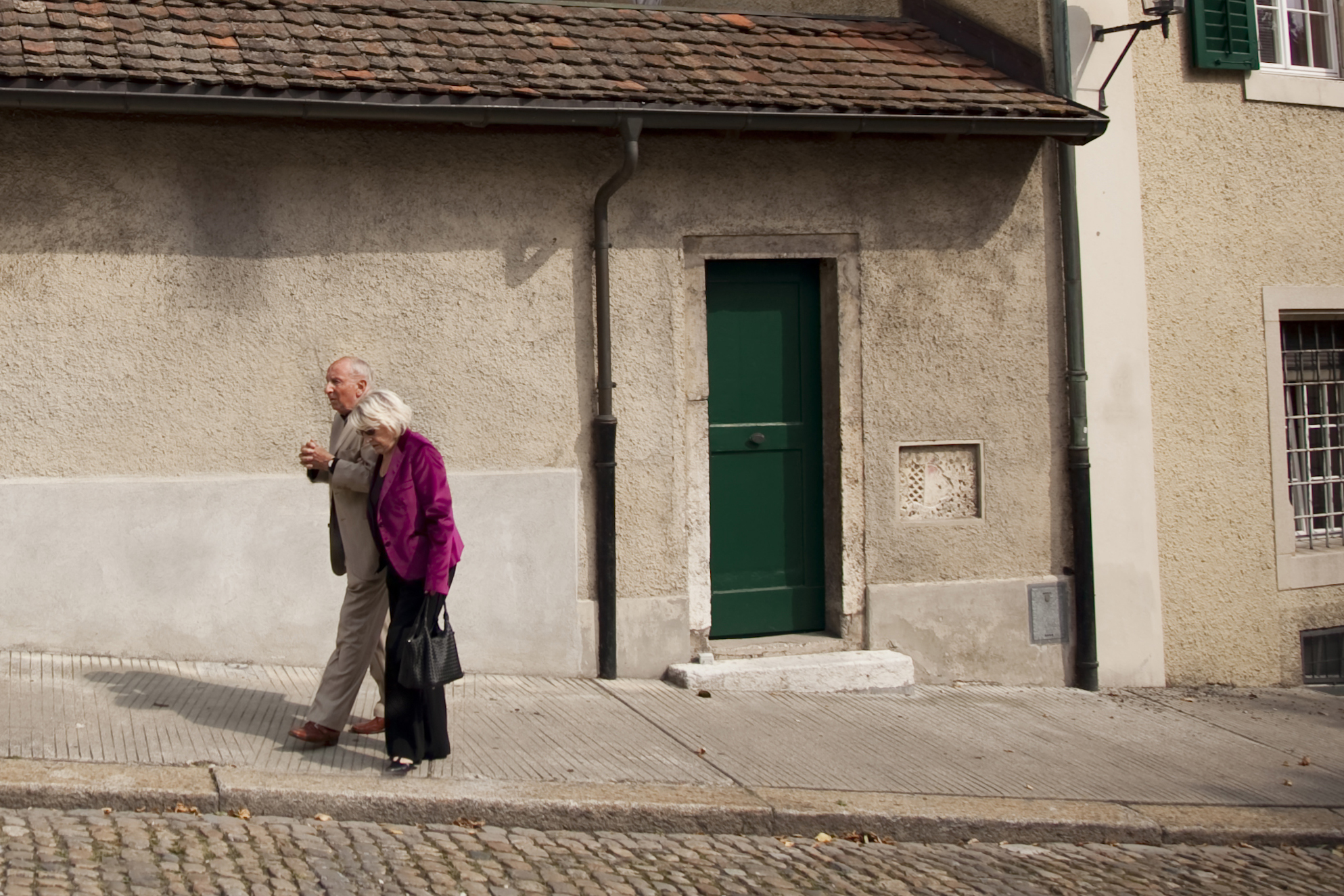 LaceHanky_SwitzerlandWedding_07.jpg