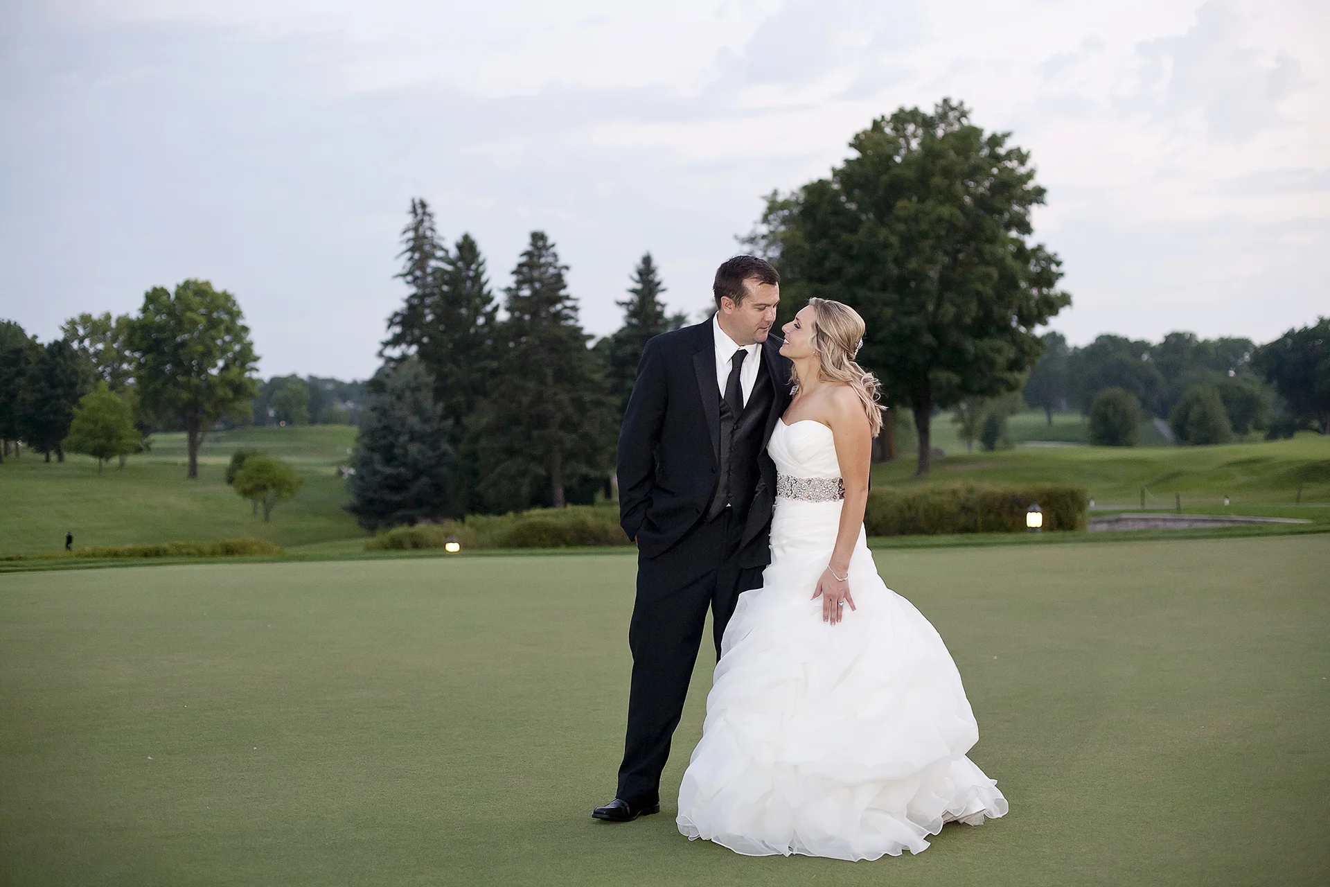 LaceHanky_CountryClub_Wedding_0001.jpg