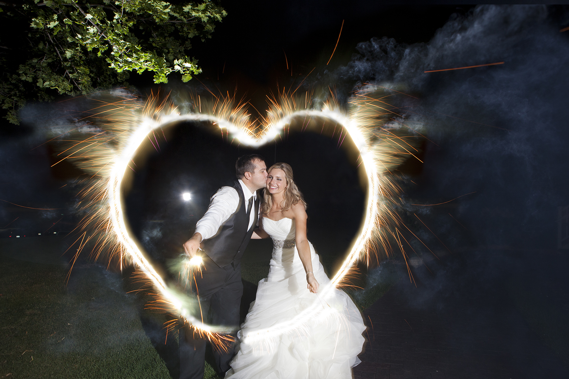 LaceHanky_CountryClub_Wedding_0004.jpg