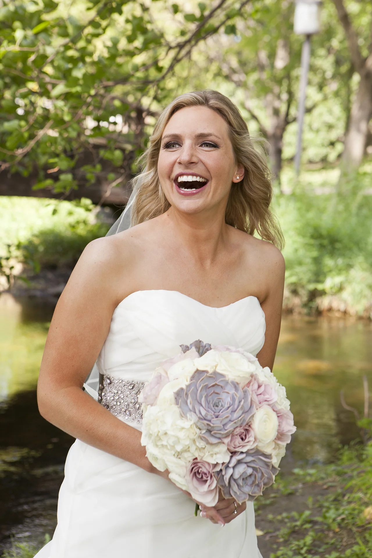 LaceHanky_CountryClub_Wedding_0010.jpg