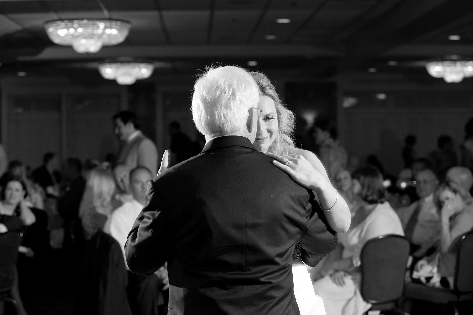 LaceHanky_CountryClub_Wedding_0024.jpg