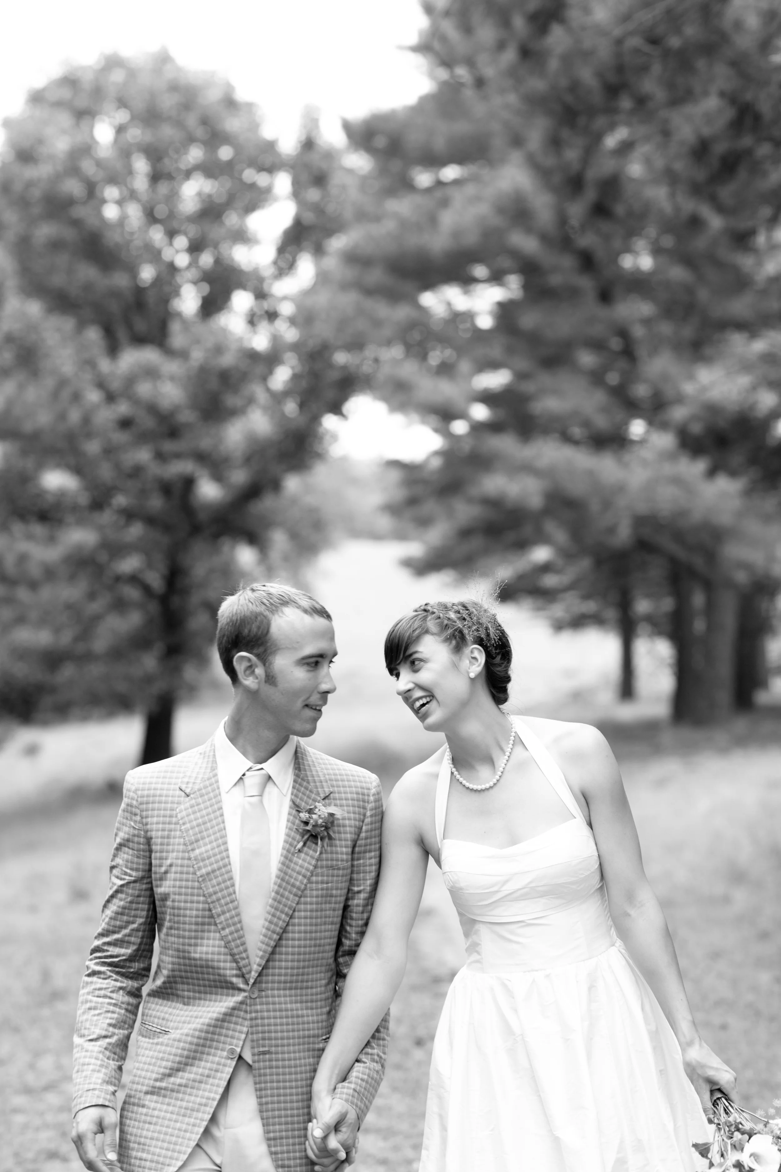 LaceHanky_Farm_Wedding_0015.jpg