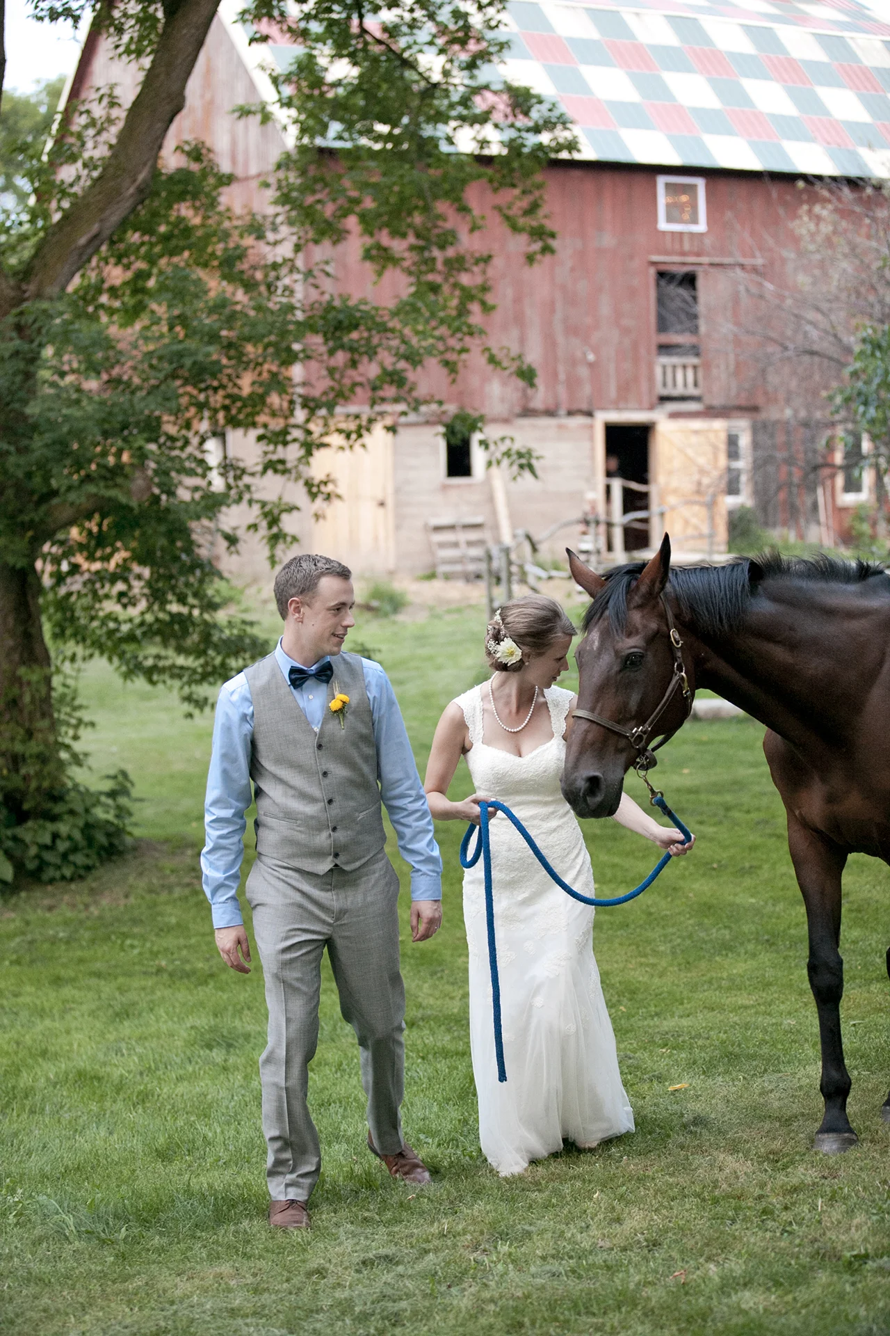 LaceHanky_Farm_Wedding_0049a.jpg