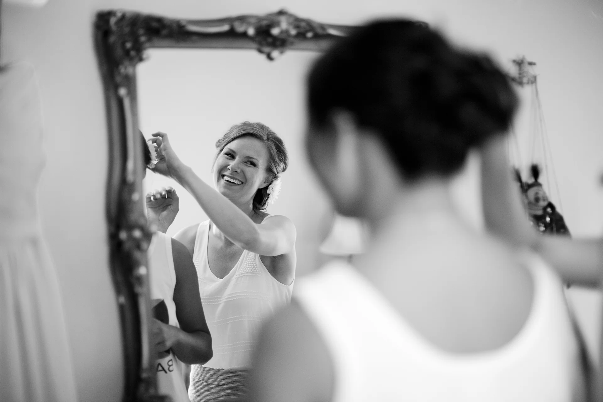 LaceHanky_Farm_Wedding_0057.jpg