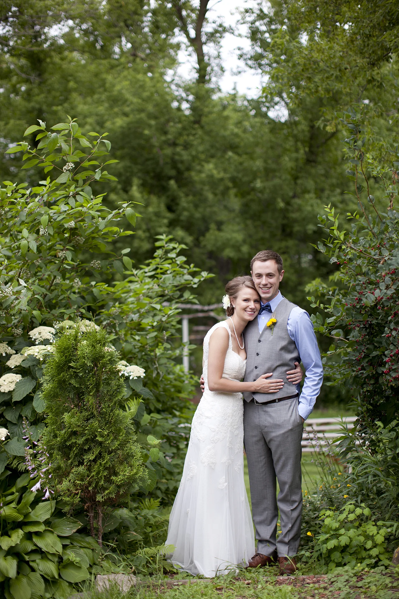 LaceHanky_Farm_Wedding_0074.jpg