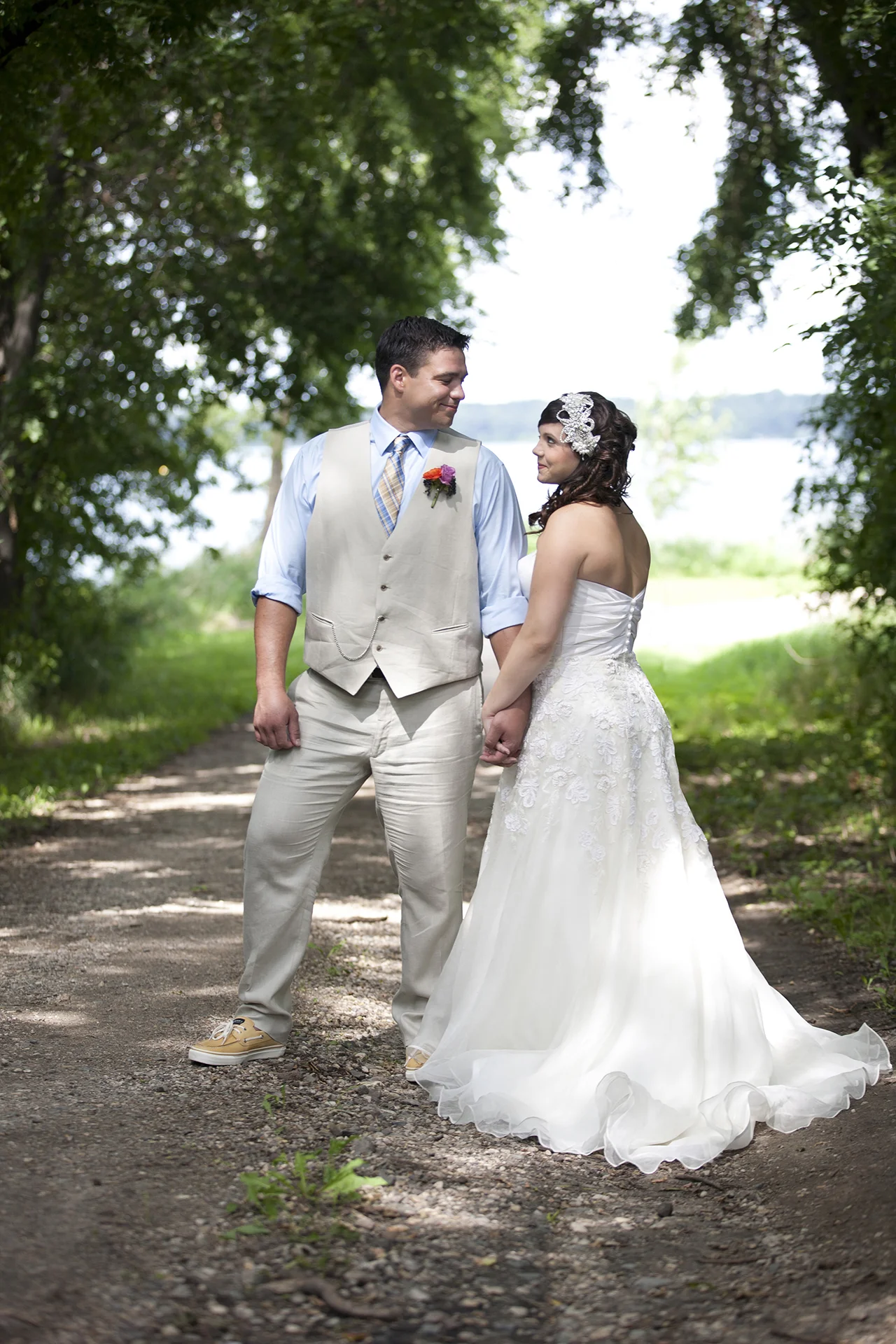 LaceHanky_Farm_Wedding_0142.jpg