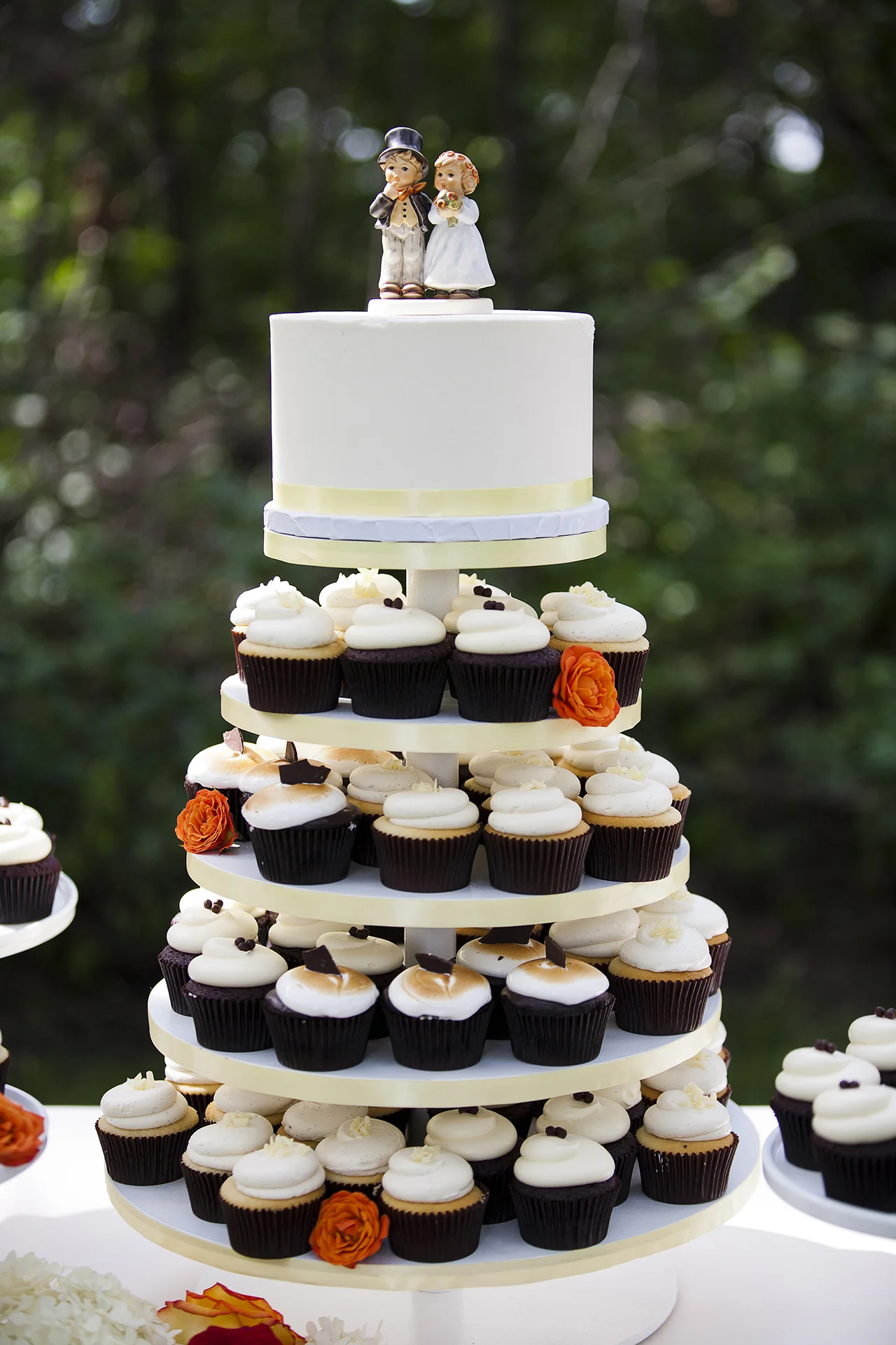 LaceHanky_Farm_Wedding_0179.jpg